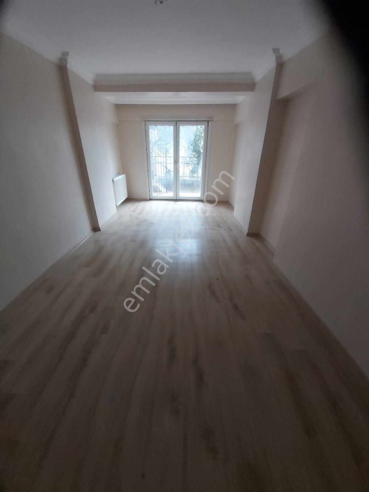 İçerenköy Muhtarlık Civarı 2+1 Kiralık Depo Veya Daire - Görsel 7