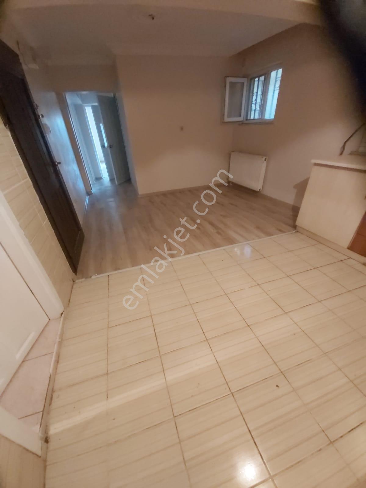 İçerenköy Muhtarlık Civarı 2+1 Kiralık Depo Veya Daire - Görsel 3