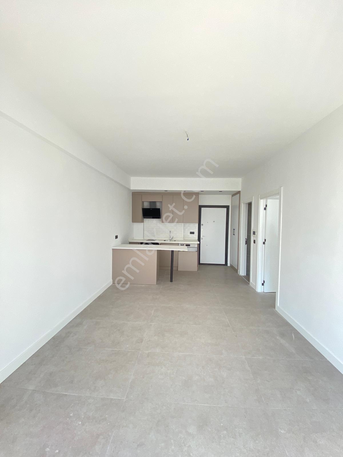 Valley'den Alipaşa Mah. Havuzlu Sitede 1+1 Lüks Satılık Daire! - Görsel 15
