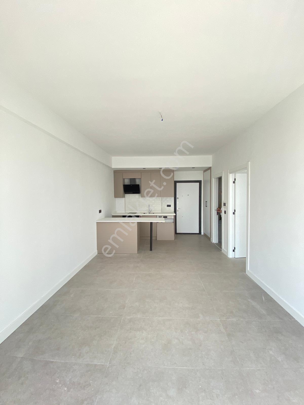 Valley'den Alipaşa Mah. Havuzlu Sitede 1+1 Lüks Satılık Daire! - Görsel 14