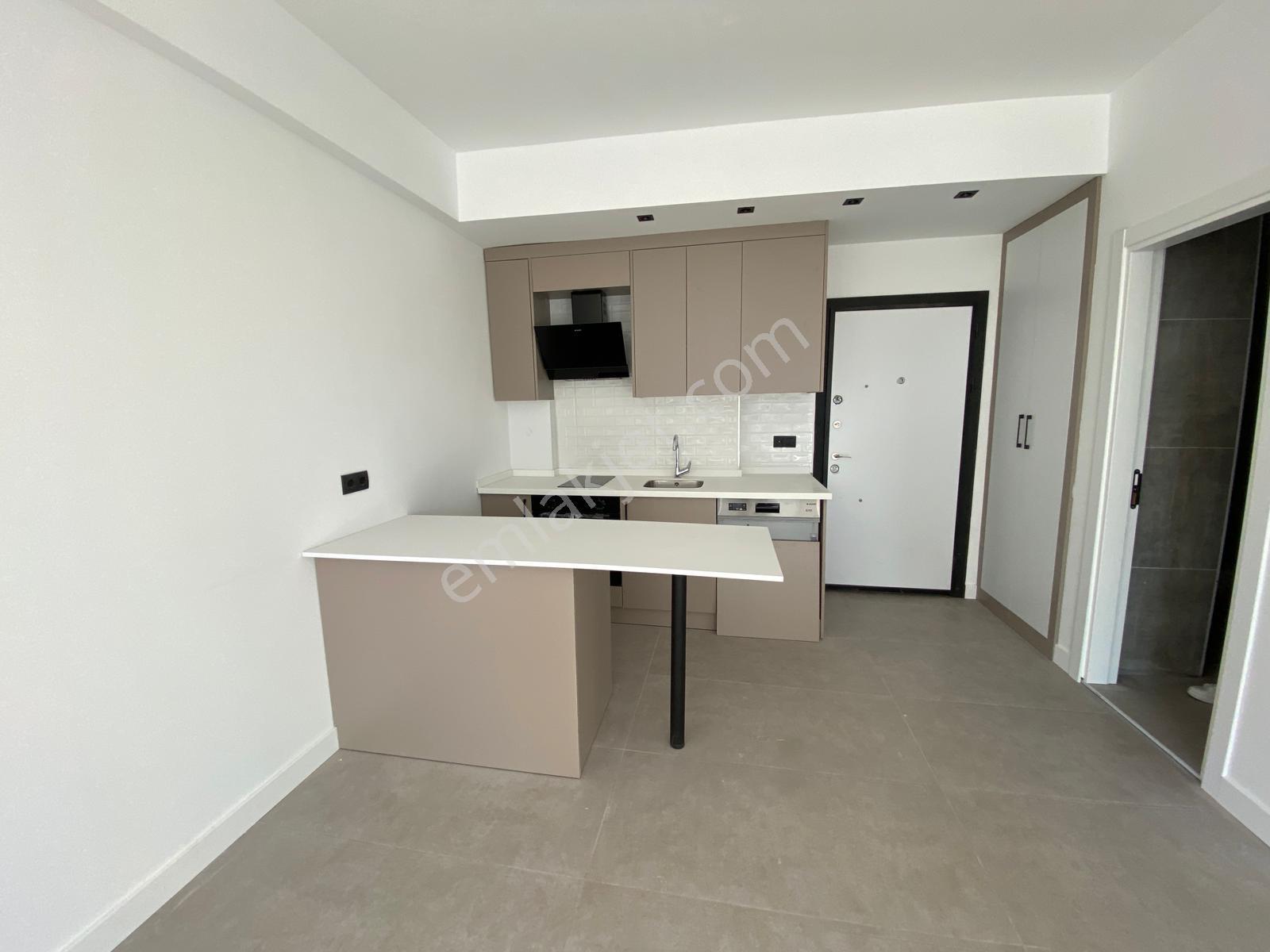 Valley'den Alipaşa Mah. Havuzlu Sitede 1+1 Lüks Satılık Daire! - Görsel 4
