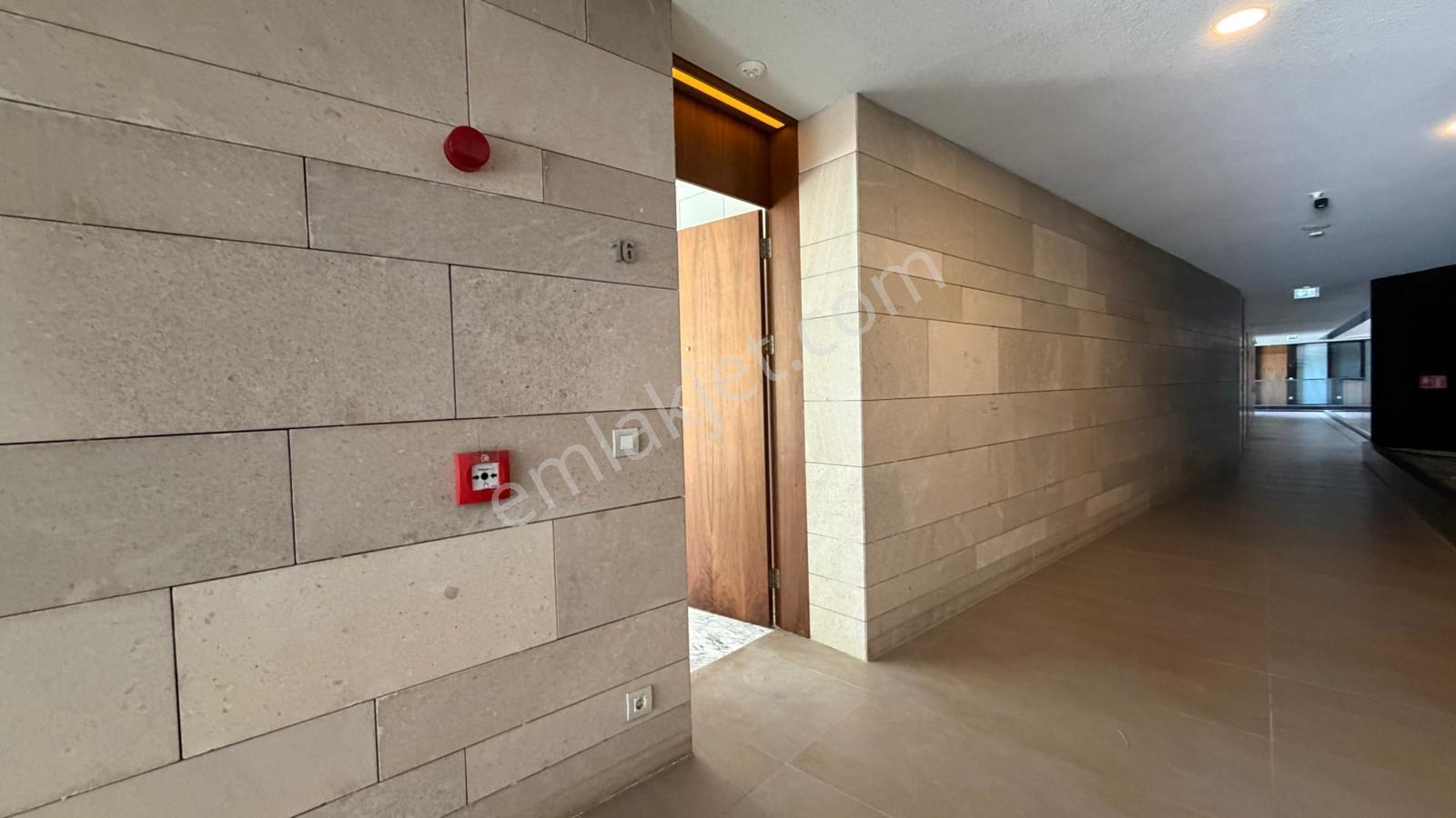 Çeşme Paşa Limanı Denize Sıfır Folkart Blu 290 M2 Bahçeli Daire - Görsel 33