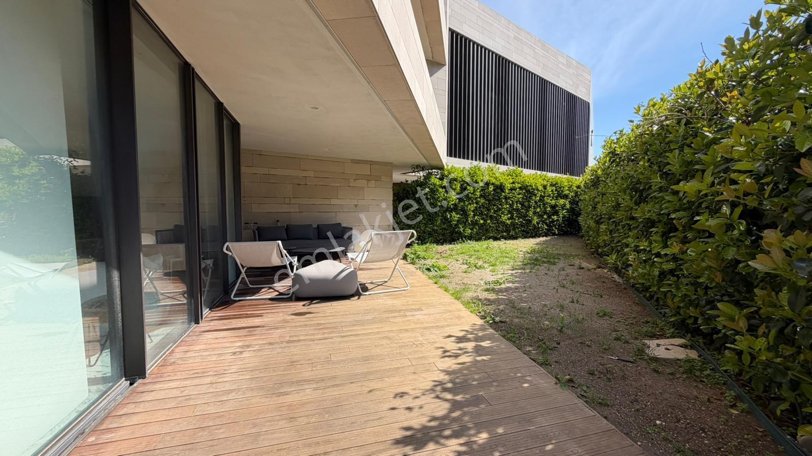Çeşme Paşa Limanı Denize Sıfır Folkart Blu 290 M2 Bahçeli Daire - Görsel 7
