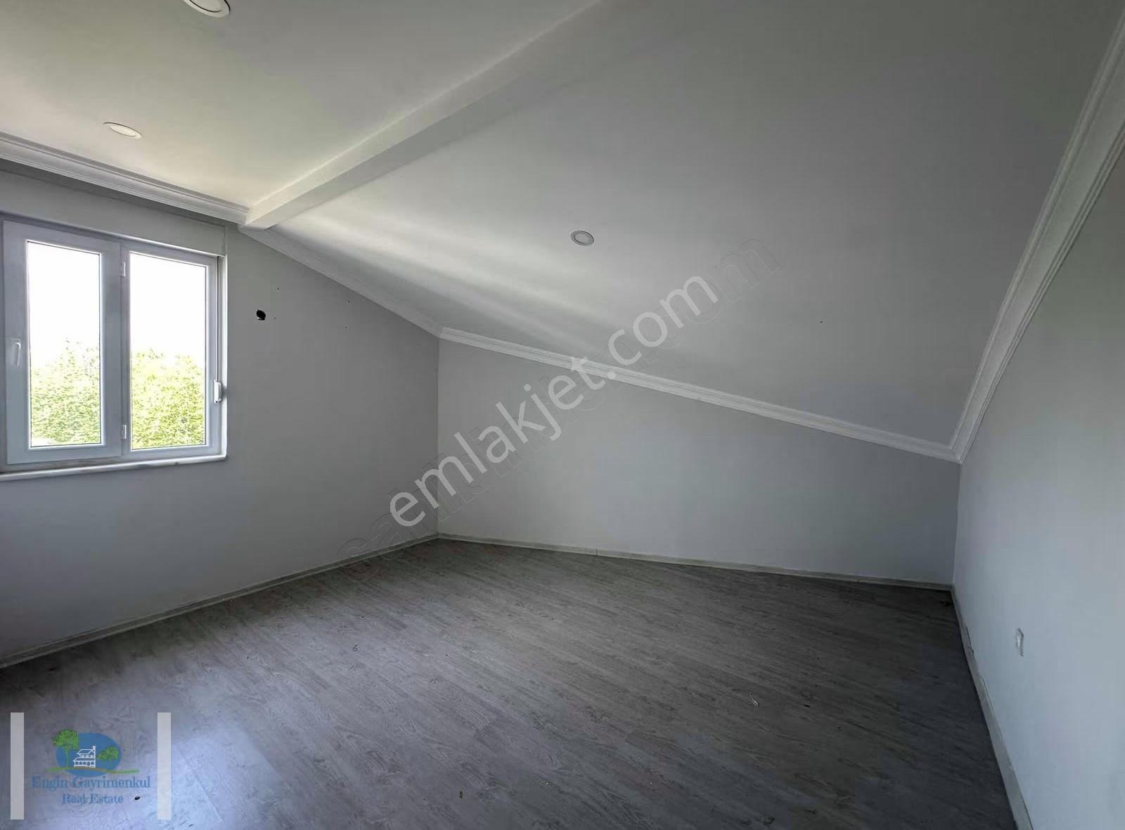Ilıca Merkezde Kiralık 4+1 Dublex - Görsel 25