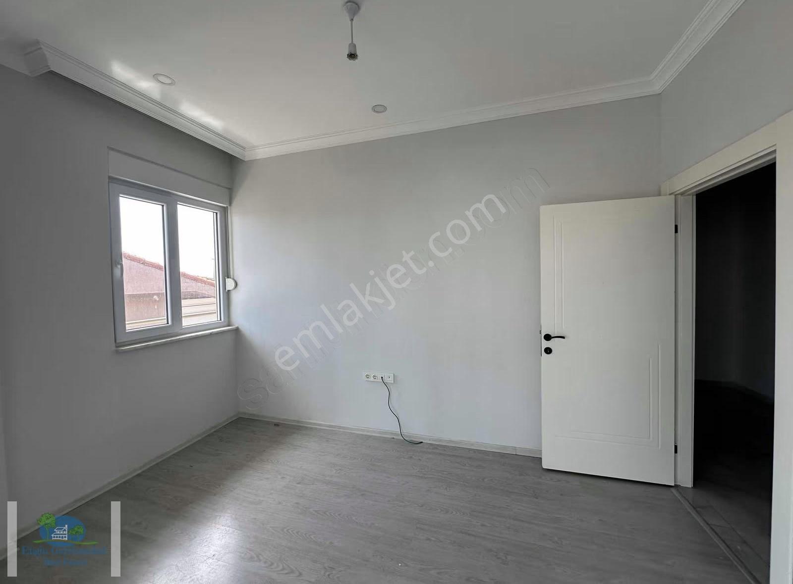 Ilıca Merkezde Kiralık 4+1 Dublex - Görsel 3