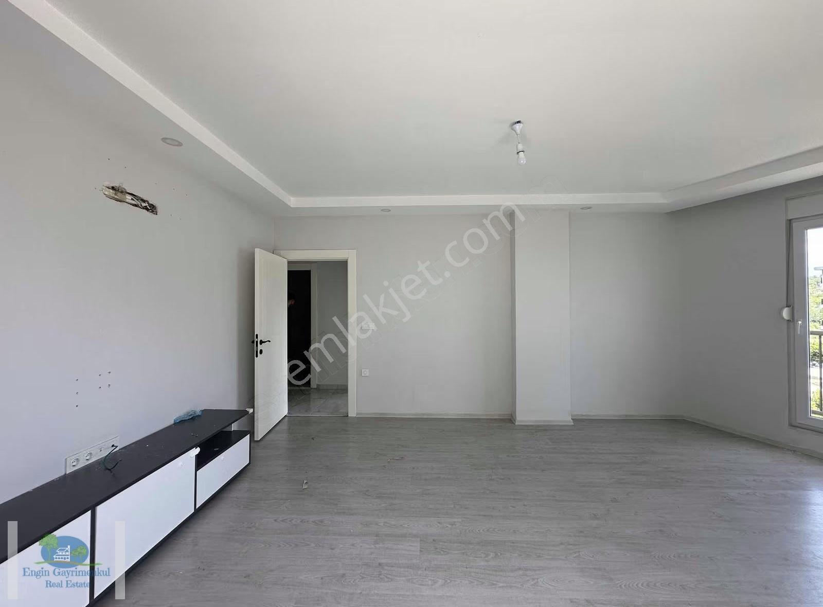 Ilıca Merkezde Kiralık 4+1 Dublex - Görsel 23
