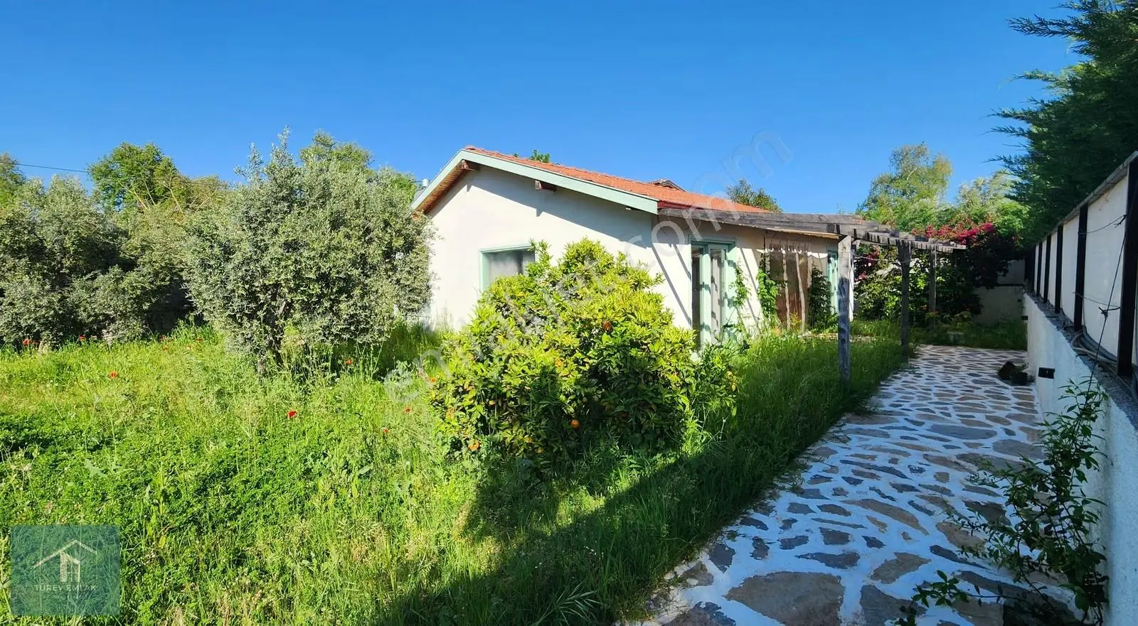 Fethiye Yakınlarda Deniz Yürüme Mesafesine Müstakil Ev Ve Arazi - Görsel 3