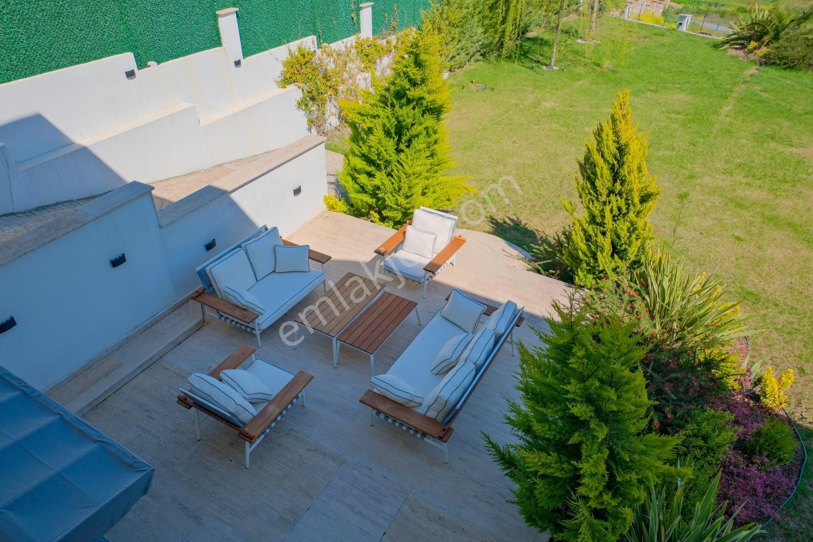 Şile Yaka Mahallesi' Nde Geniş Bahçeli Tripleks Villa - Görsel 25