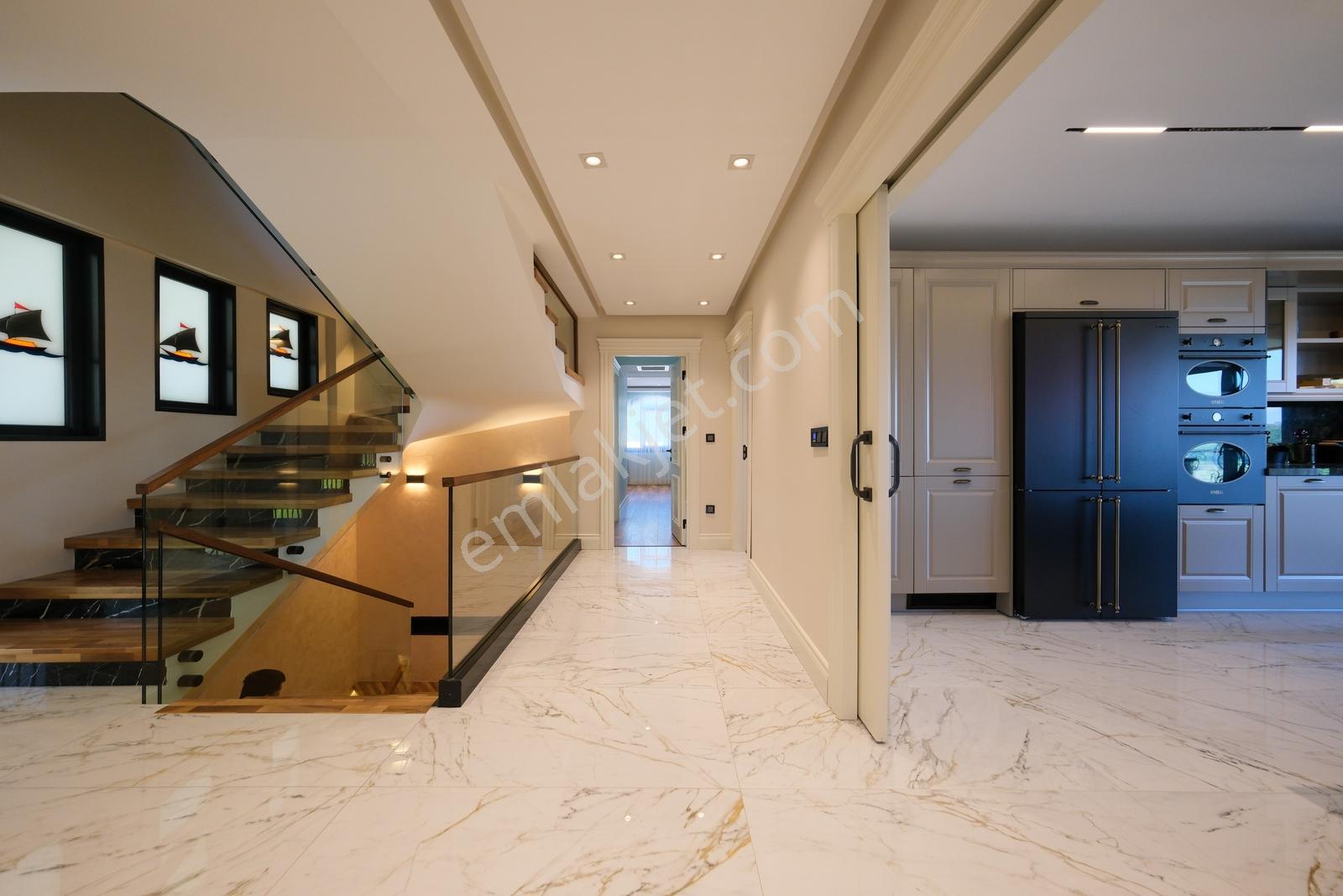 Şile Yaka Mahallesi' Nde Geniş Bahçeli Tripleks Villa - Görsel 9