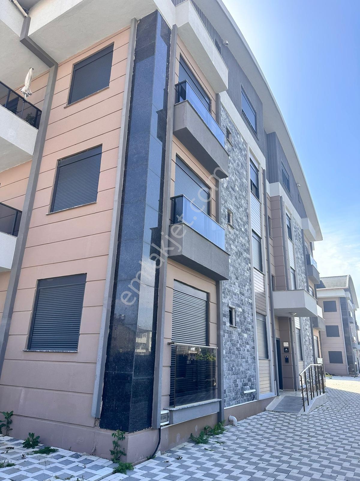 Kadriye'de 1+1 Havuzlu Site İçerisinde Lüks Daire - Görsel 5