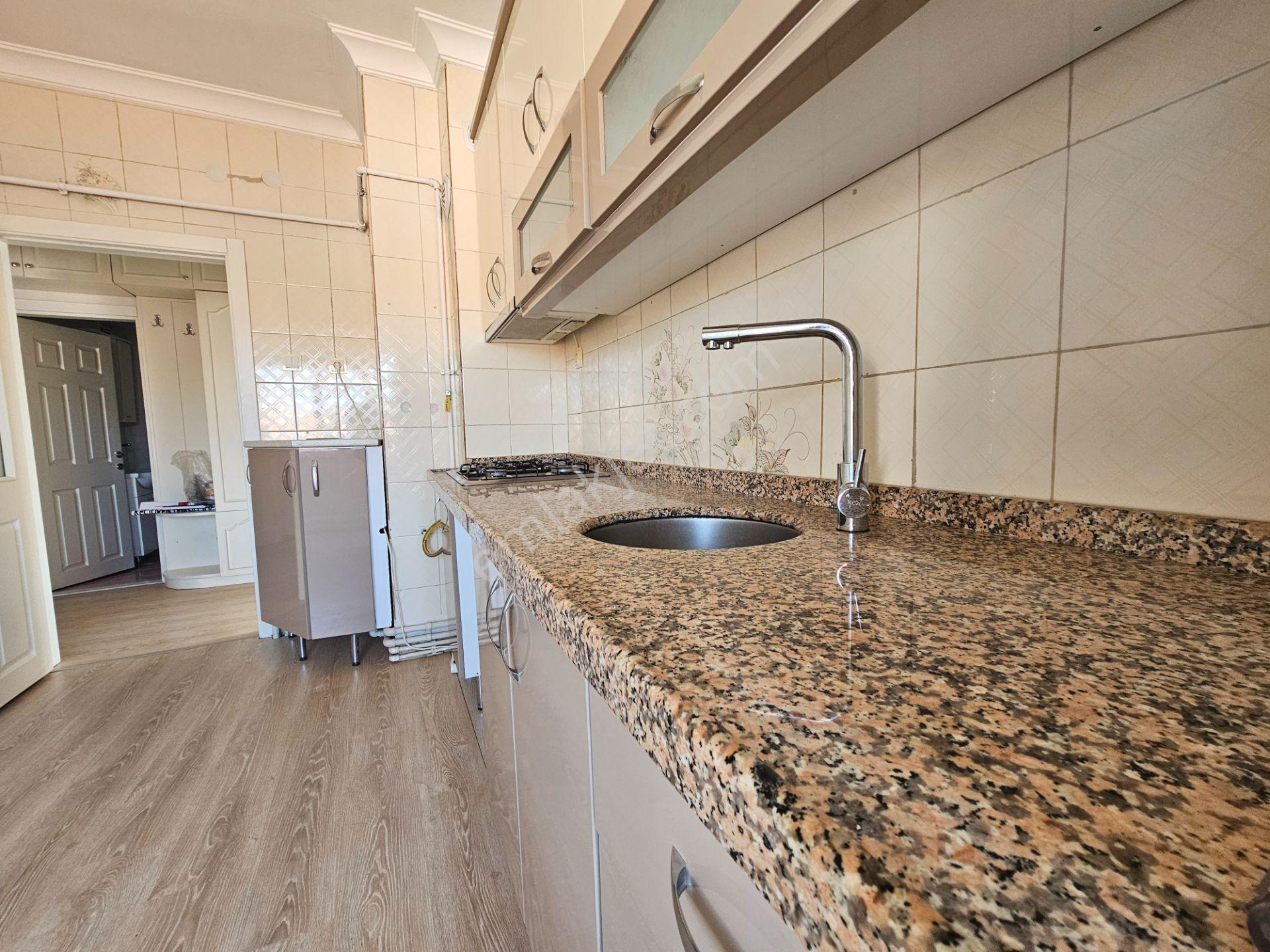 Dutluk Metro’ya, Yakın Masrafsız & Manzaralı 3+1 Kiralık Daire! - Görsel 22