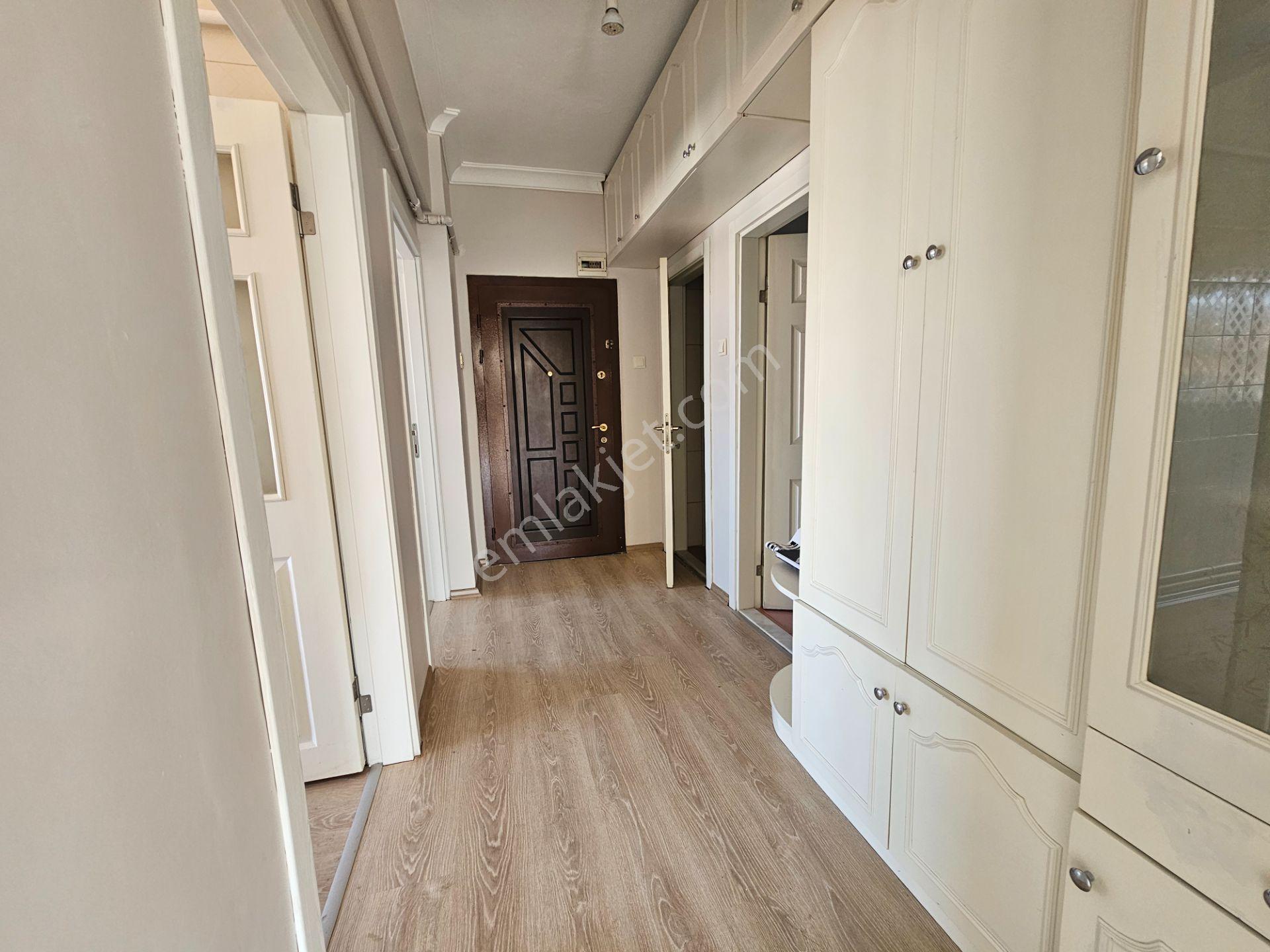 Dutluk Metro’ya, Yakın Masrafsız & Manzaralı 3+1 Kiralık Daire! - Görsel 12