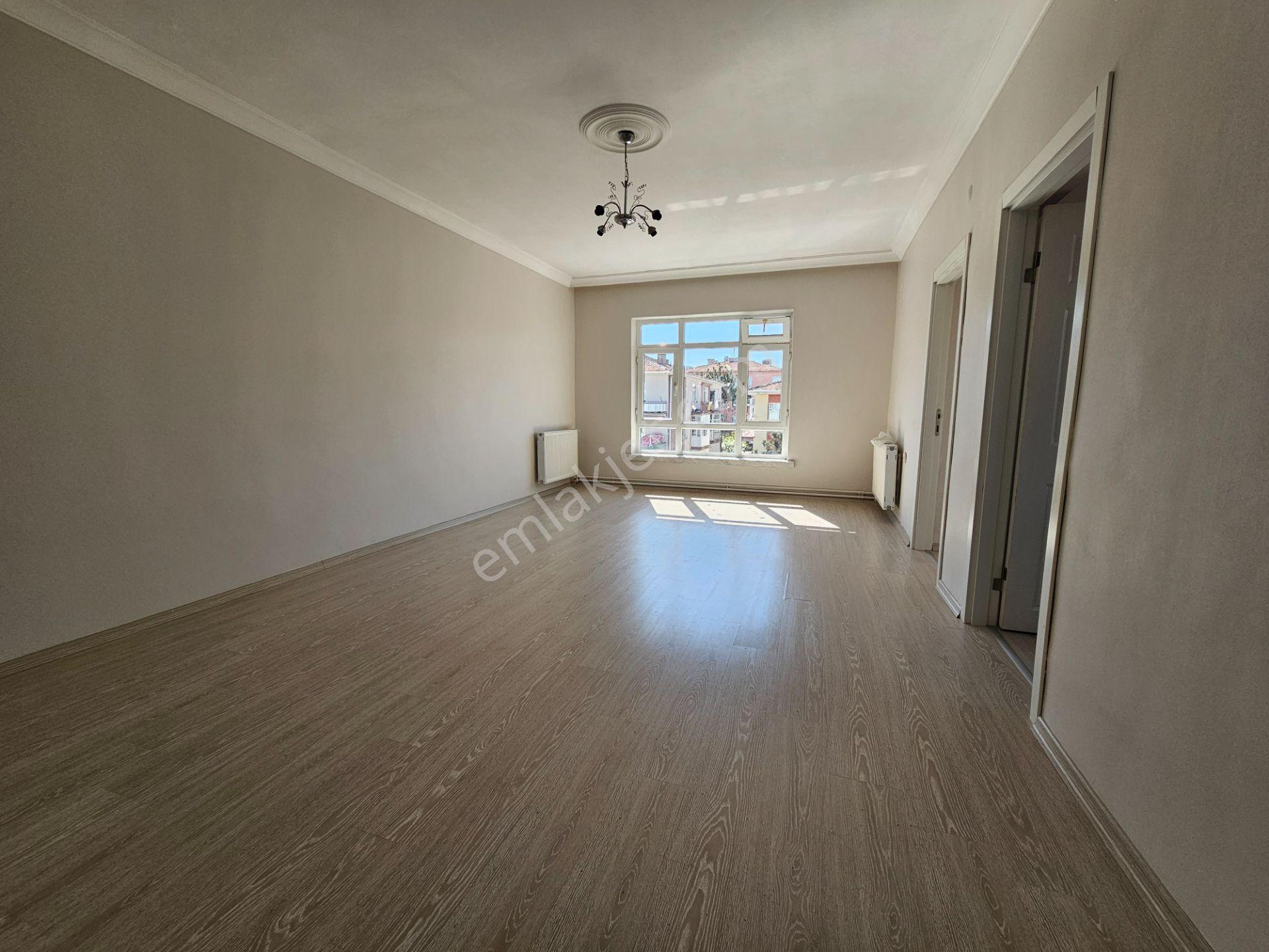 Dutluk Metro’ya, Yakın Masrafsız & Manzaralı 3+1 Kiralık Daire! - Görsel 10