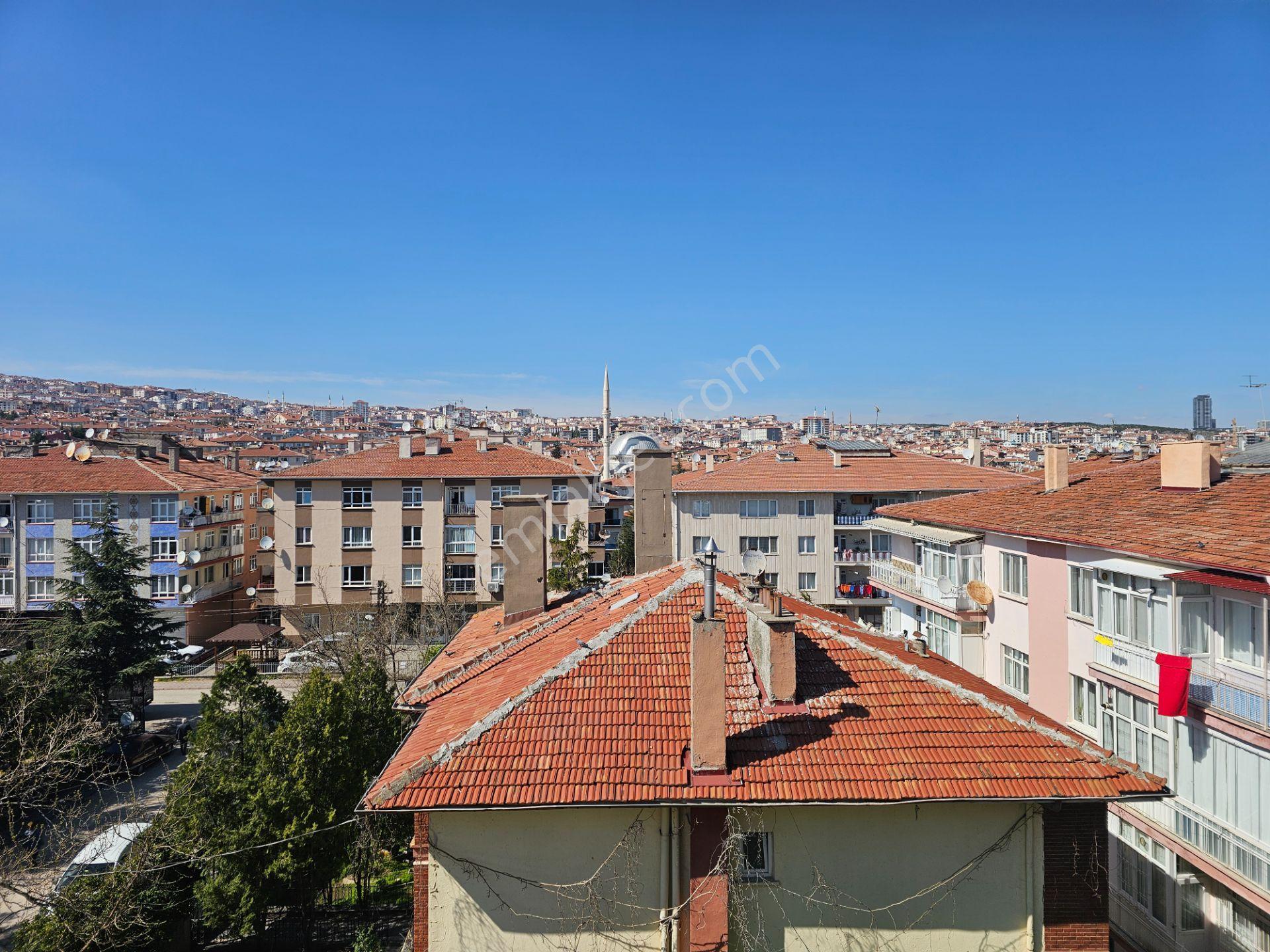 Dutluk Metro’ya, Yakın Masrafsız & Manzaralı 3+1 Kiralık Daire! - Görsel 5
