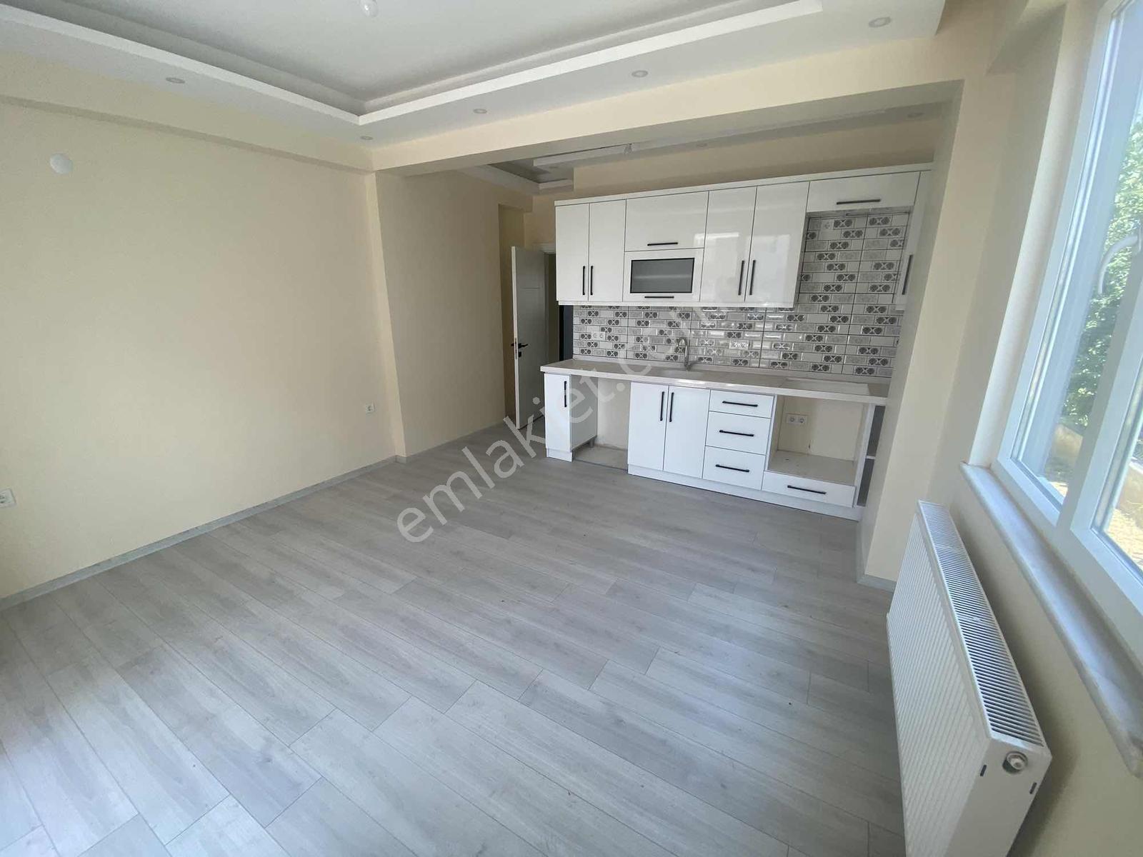 Prestijden Gömeçin Tam Kalbinde İskanlı Ön Cephe 2+1 Daire - Görsel 20