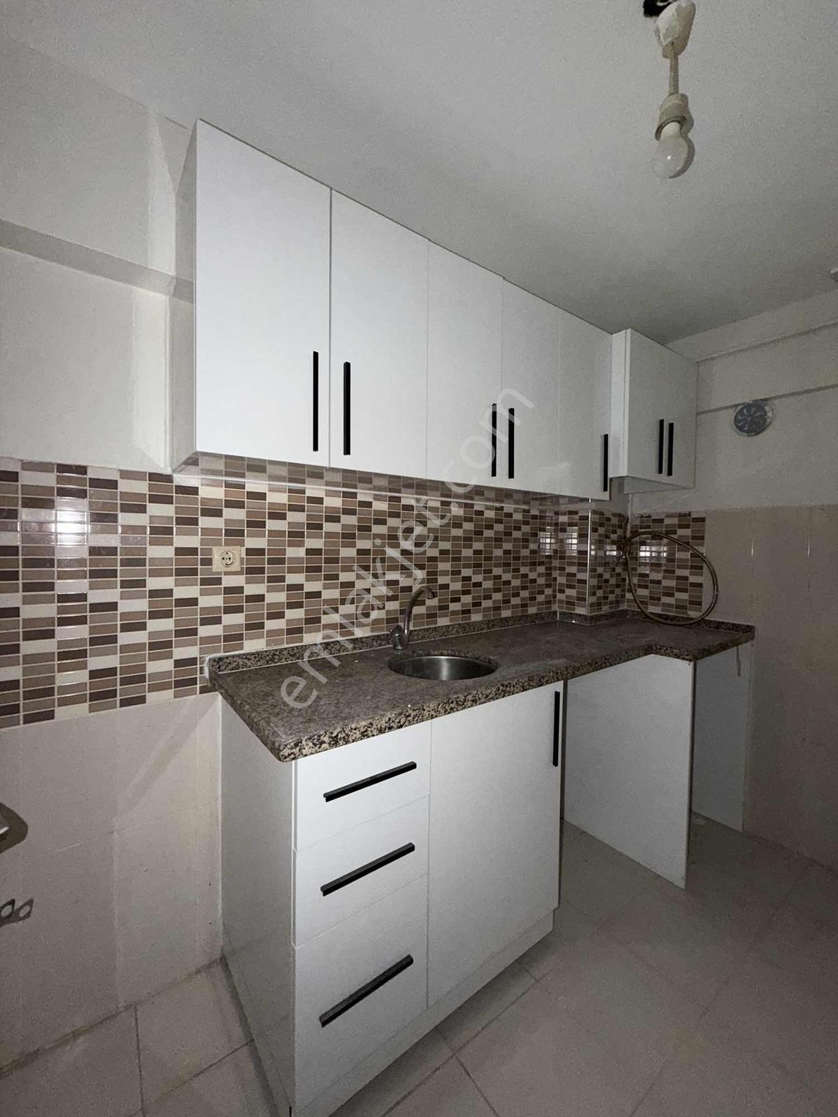 Hüdavendigarda Bakımlı Ve Ferah 2+1 Kiralık Daire - Görsel 12