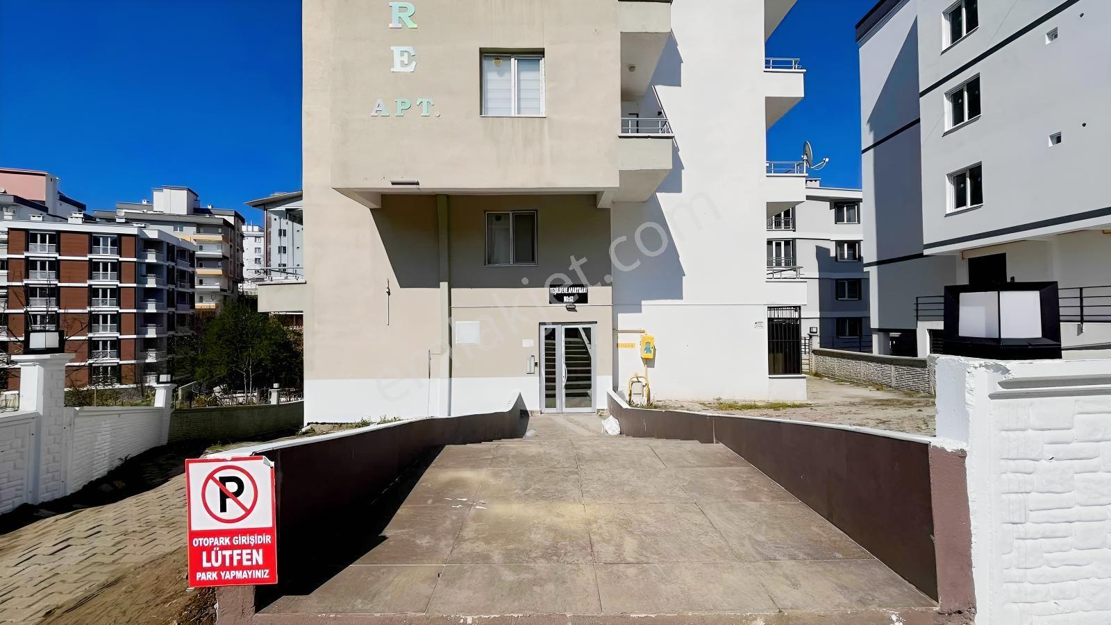 Körfez Tramvaya Yürüme Mesafesinde | Yüksek Kredili | Eşyalı 1+1 - Görsel 3