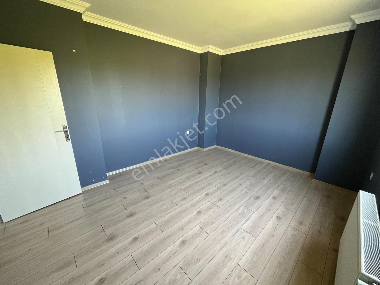 Satılık Uygun Fiyatlı Site İçi Arakat 3+1 Güzel Daire - Görsel 23