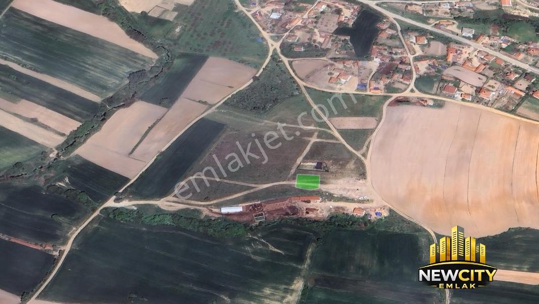 Newcıty Emlaktan | Bayramderede Köşe Parsel Satılık Arsa