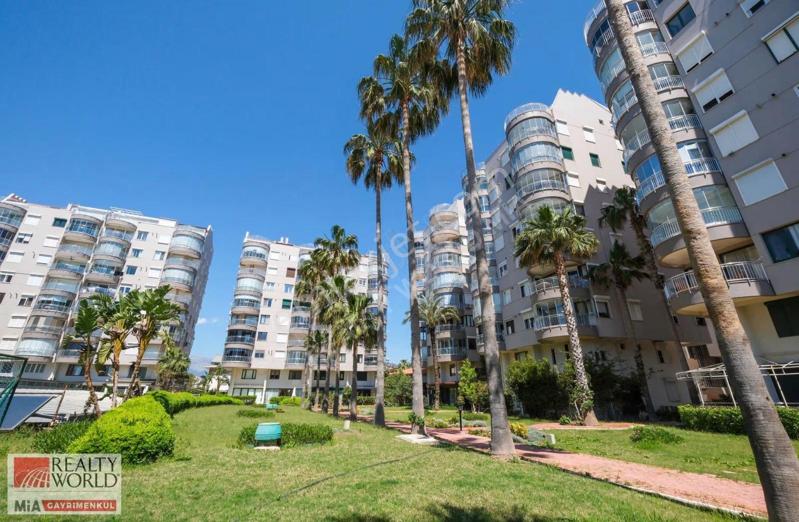 Konyaaltı Sahili Lal Sitesi Full Deniz Manzaralı Ön Cephe 2+1 Satılık Daire - Görsel 25