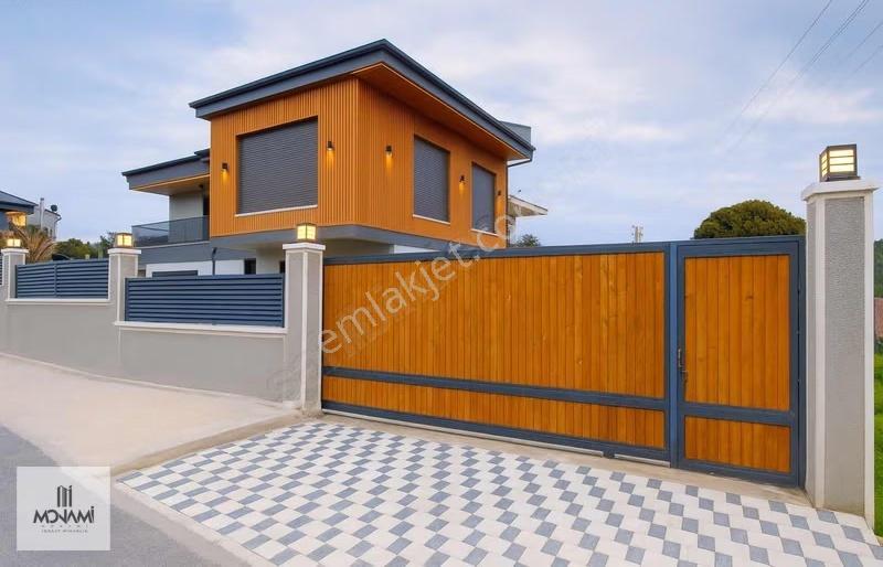 Monami'den Havuzlu Müstakil Villa 430 M2 Arsa İcersinde - Görsel 18