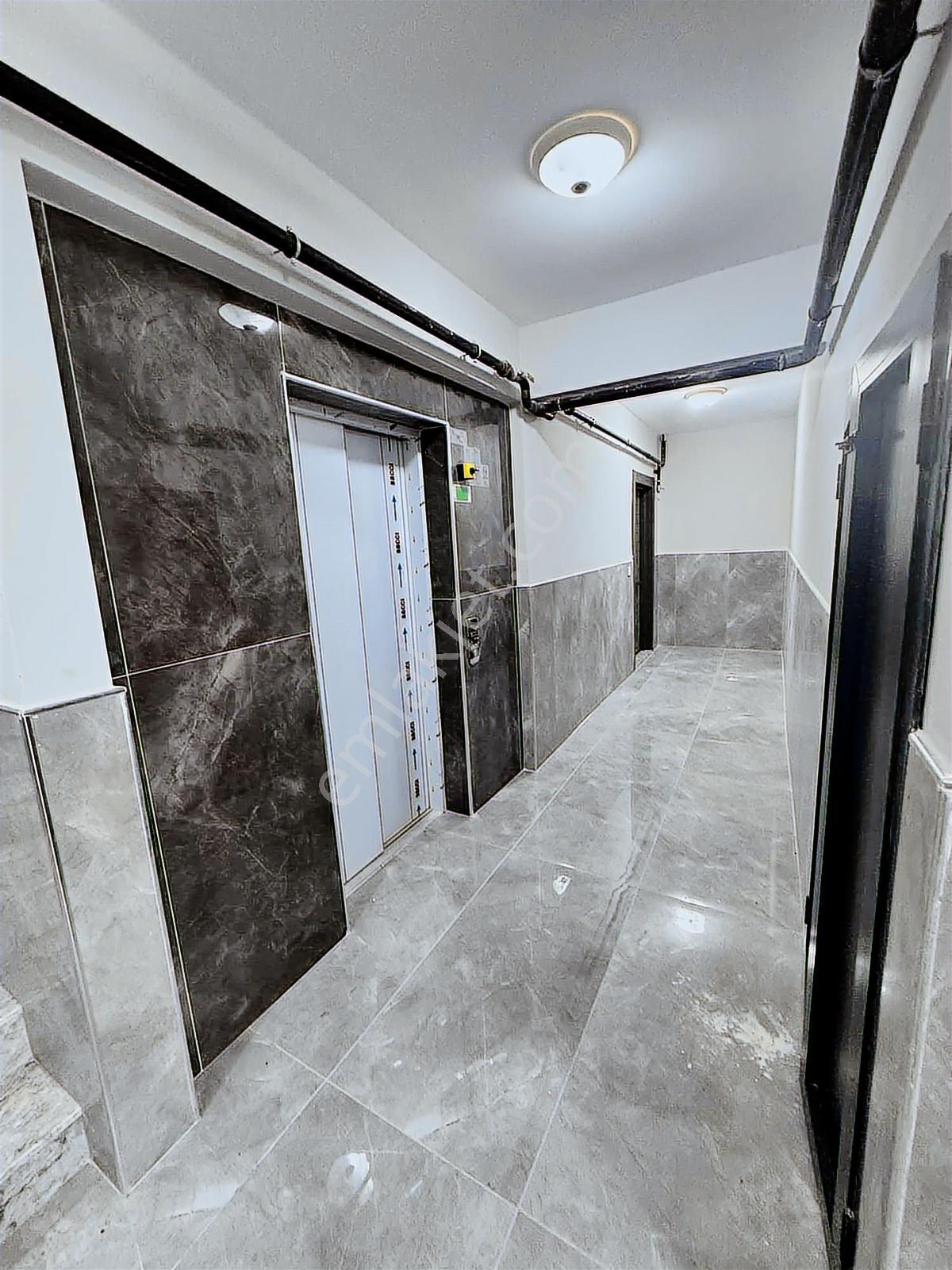 Sancak Emlaktan Hendek Köprübaşı Mahallesinde Satılık Lüx 3+1 - Görsel 4