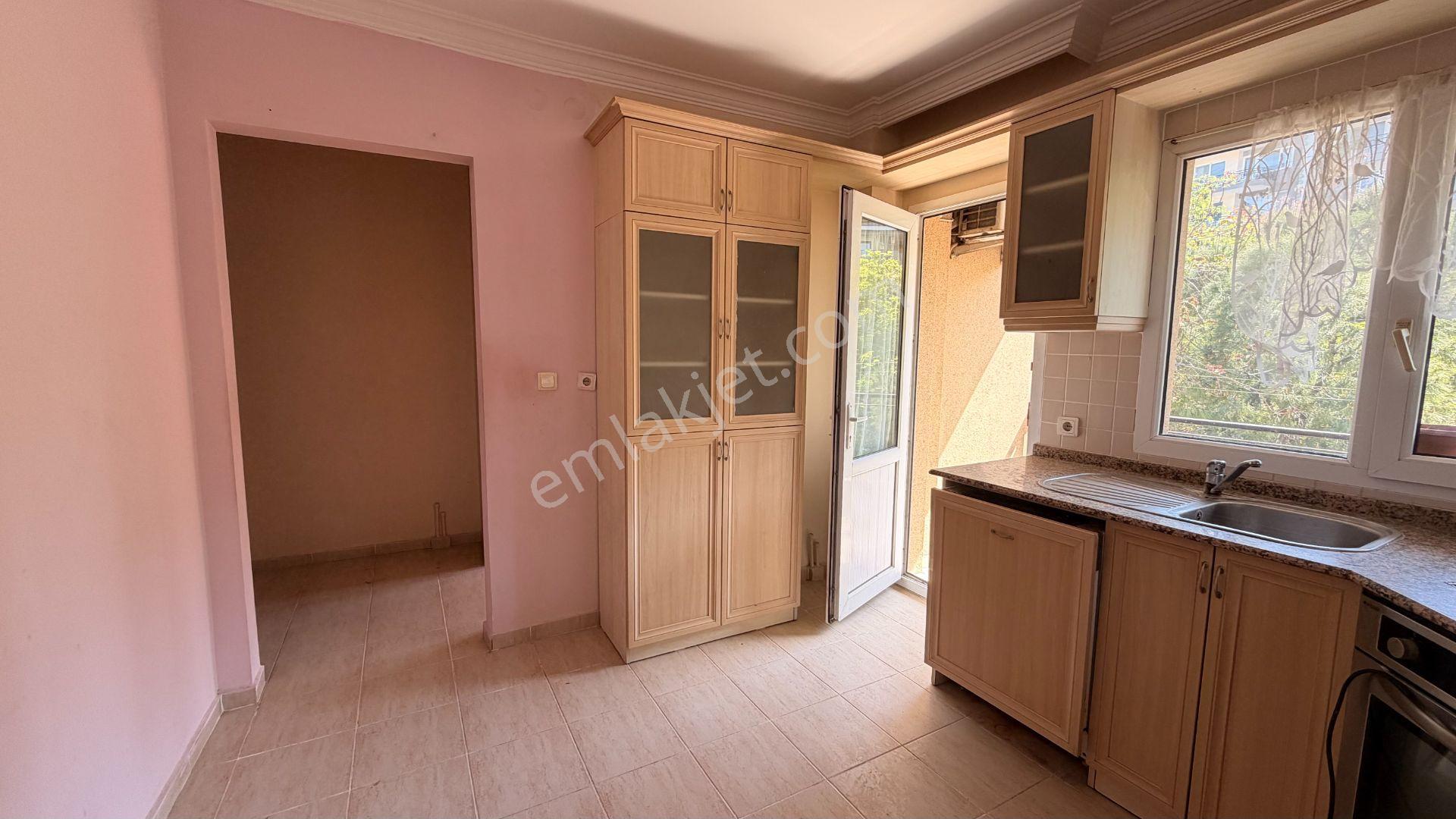 Kuşadası Sahiline 250 Mt Mesafede Manzaralı Çatı Dubleks - Görsel 20