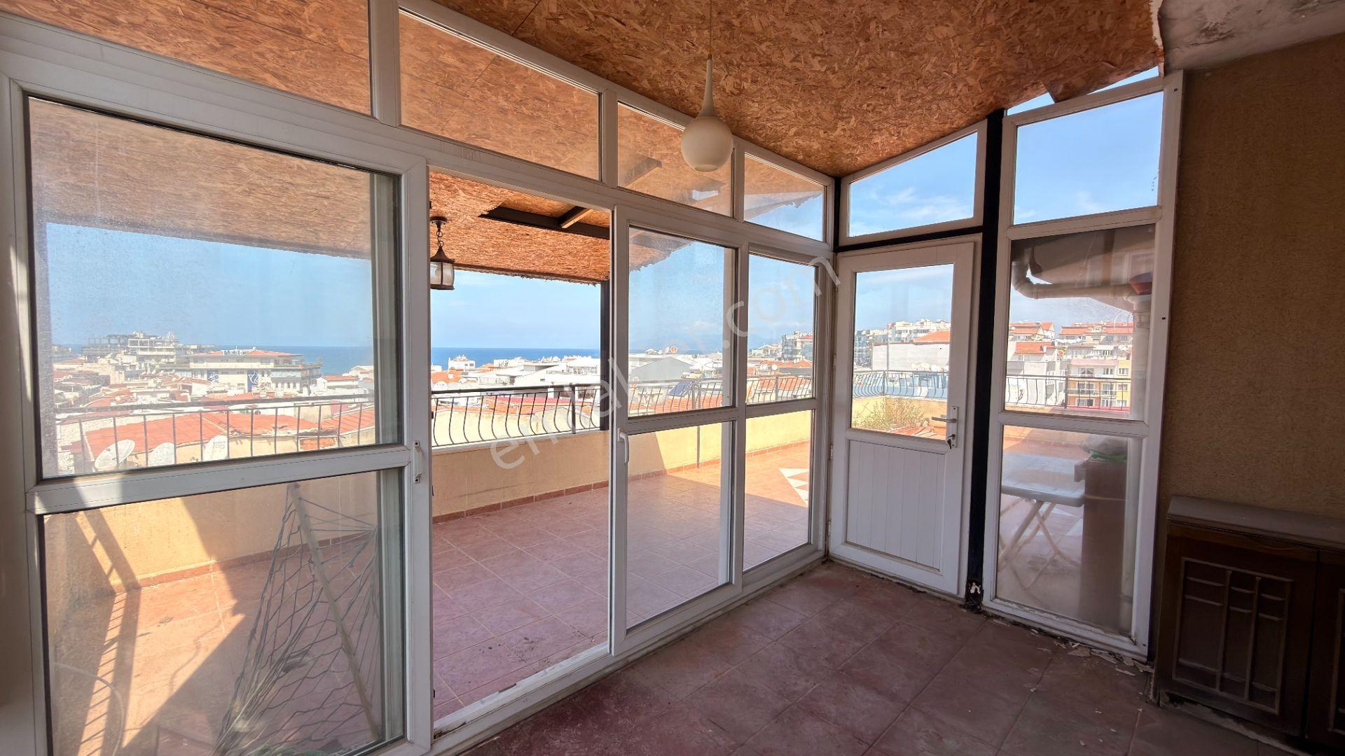 Kuşadası Sahiline 250 Mt Mesafede Manzaralı Çatı Dubleks - Görsel 33