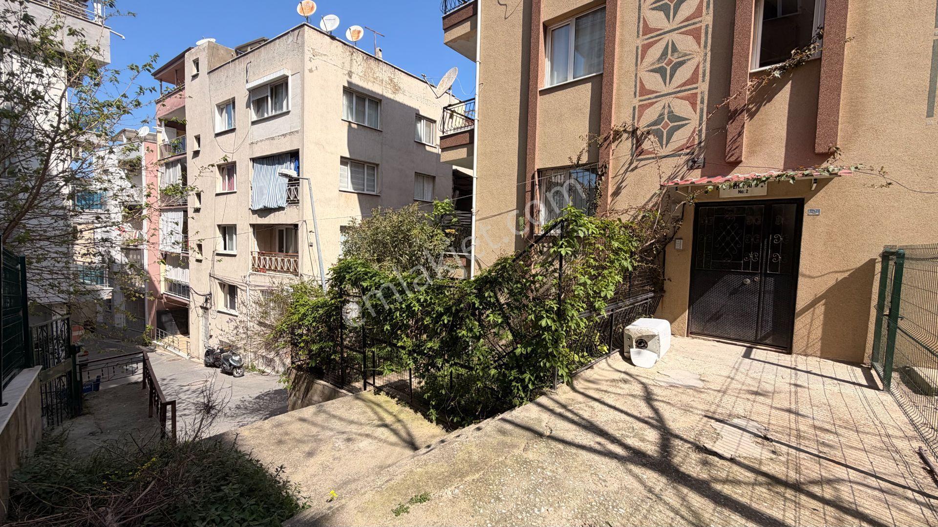 Kuşadası Sahiline 250 Mt Mesafede Manzaralı Çatı Dubleks - Görsel 6