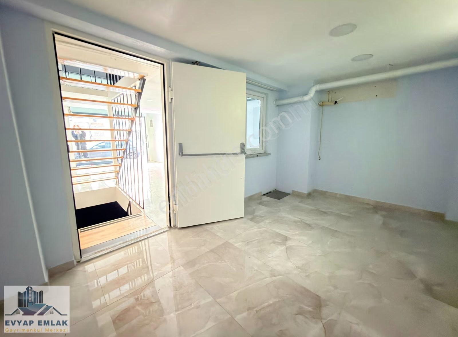 Feritselimpaşa Caddesine 2. Binada Kiralık 2 Yıllık Bina 3 Katlı - Görsel 2