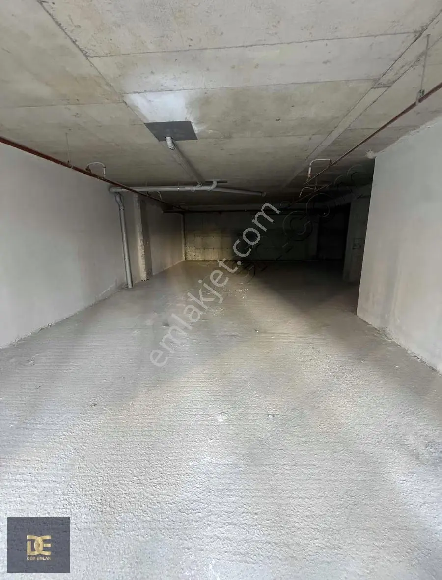 Dem Emlak Kiralık Dükkanlar Yetkiliden - Görsel 4