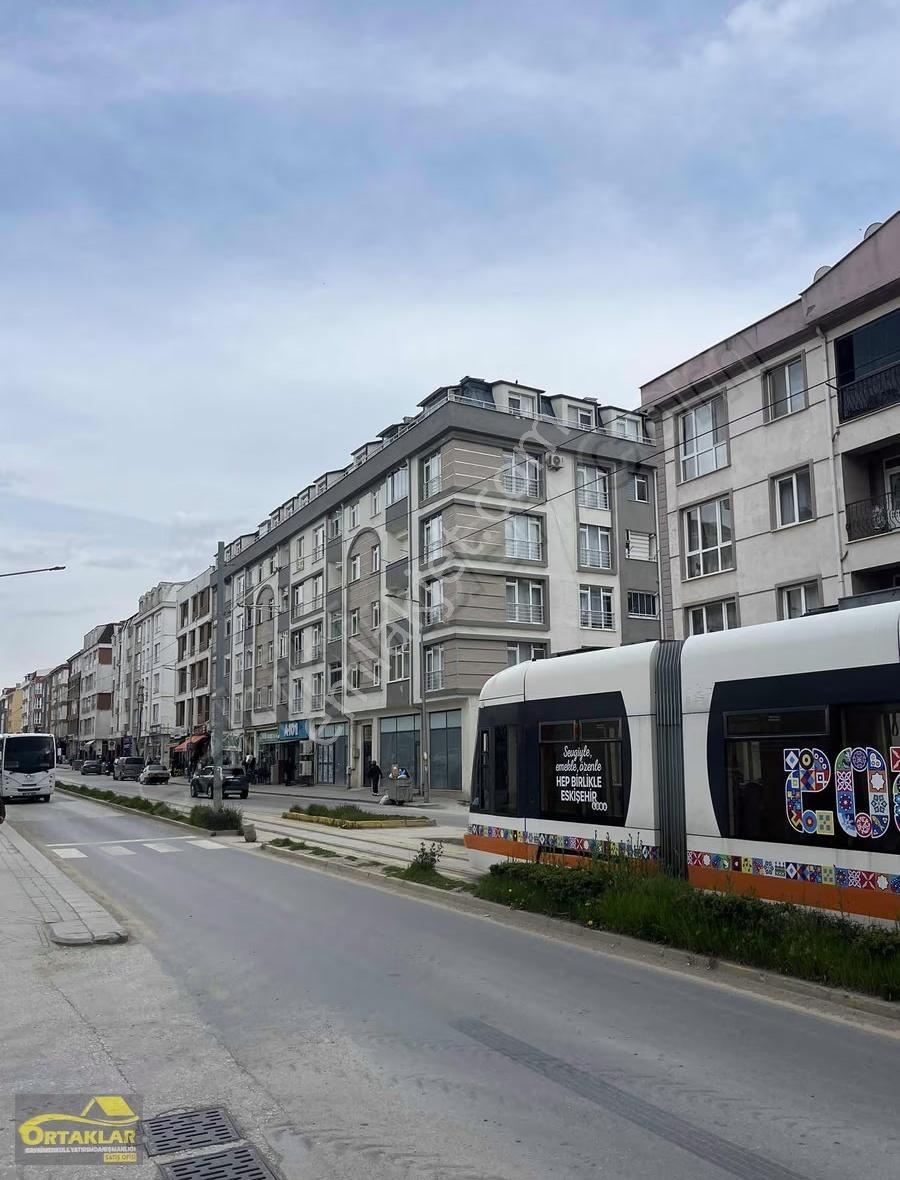 Birlik Caddesi Üzerinde 3+1 - Görsel 5