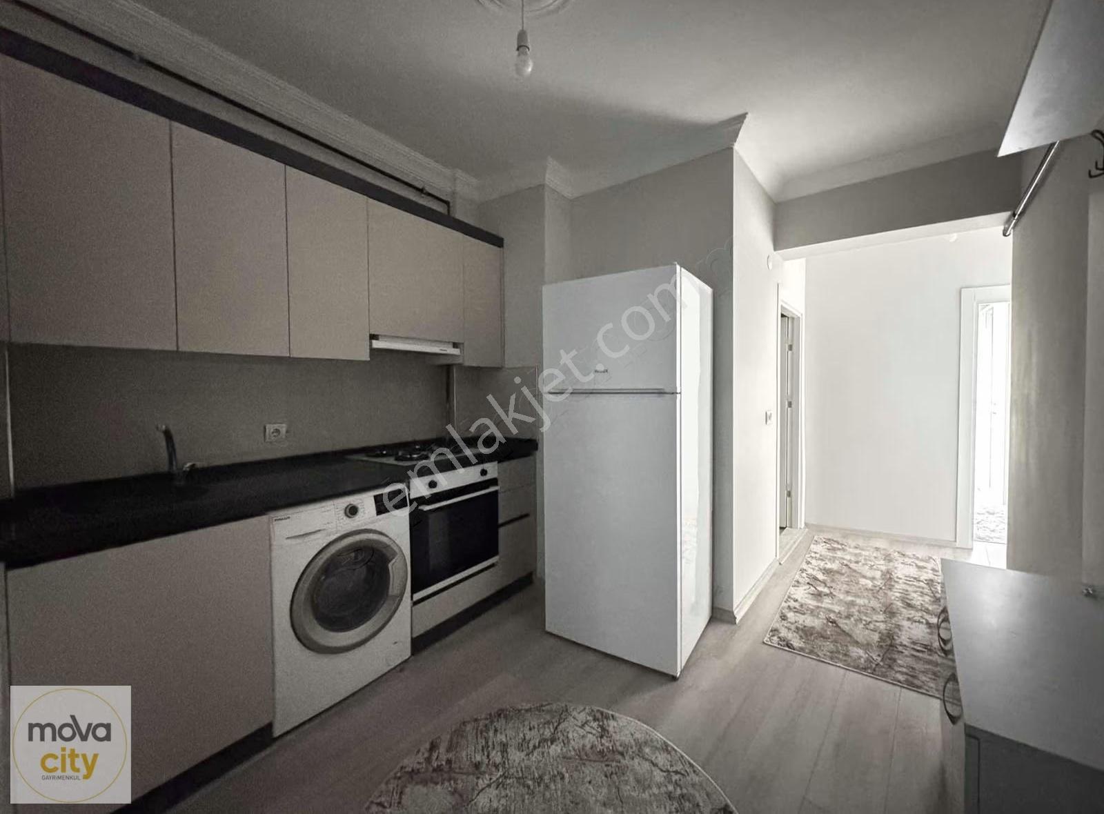 Gazi Caddesine 1 Dk. Yürüme Mesafesinde 1+1 Eşyalı Kiralık Daire