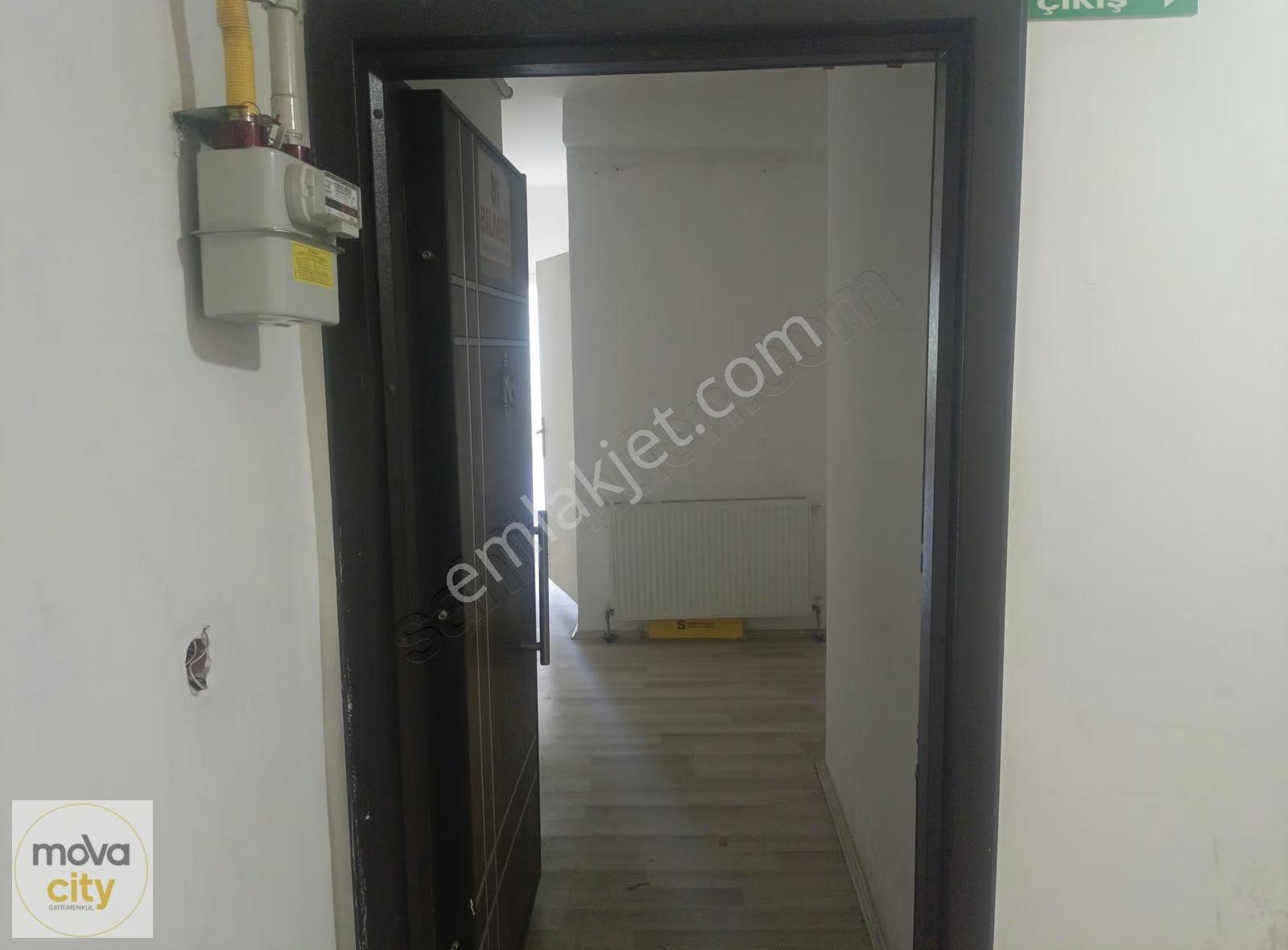 Valilik Yanında Gazi Caddesi Üzeri Bina 2 Odalı Ferah Büro, Ofis - Görsel 8