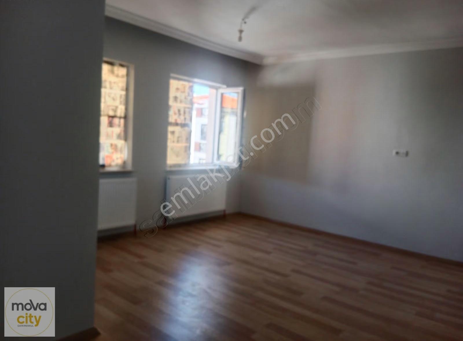 Bahçelievler İlk Öğretim Okulu Yanı Kiralık 3+1 Bakımlı Daire - Görsel 9