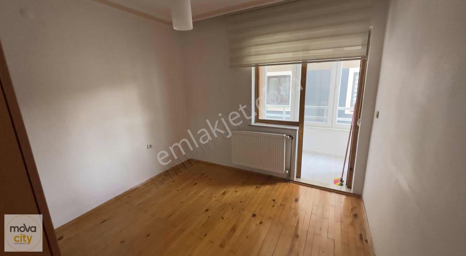 Bahçelievler Şenyurt Caddesi Üzeri Kiralık 3+1 Ara Kat Daire - Görsel 9
