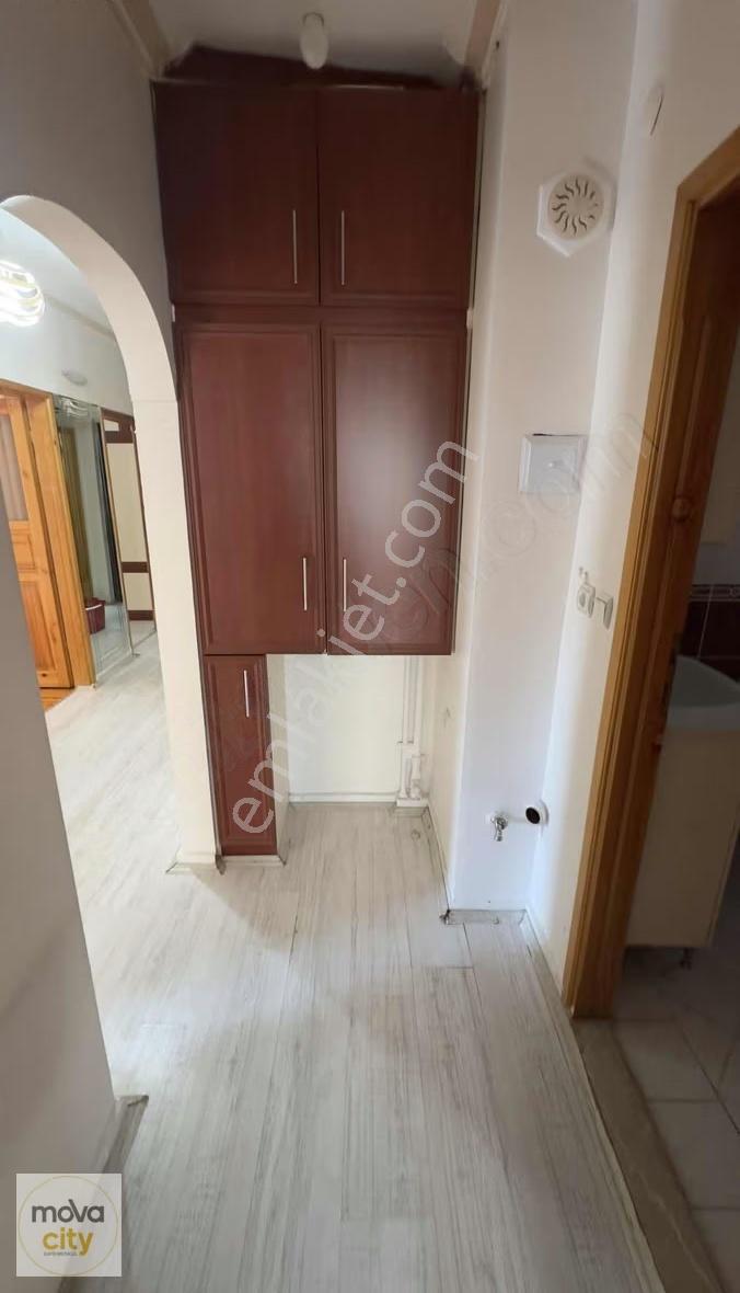 Bahçelievler Şenyurt Caddesi Üzeri Kiralık 3+1 Ara Kat Daire - Görsel 5