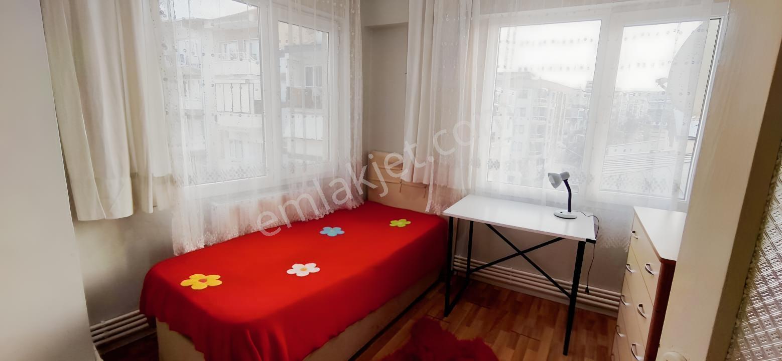 Üçyol Metro Yakını Full Eşyalı,doğalgazlı Kiralık Daire - Görsel 4