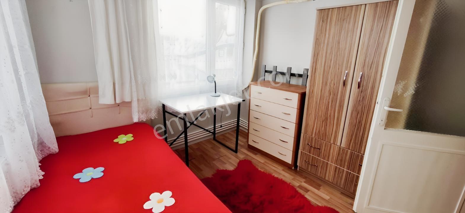Üçyol Metro Yakını Full Eşyalı,doğalgazlı Kiralık Daire - Görsel 5