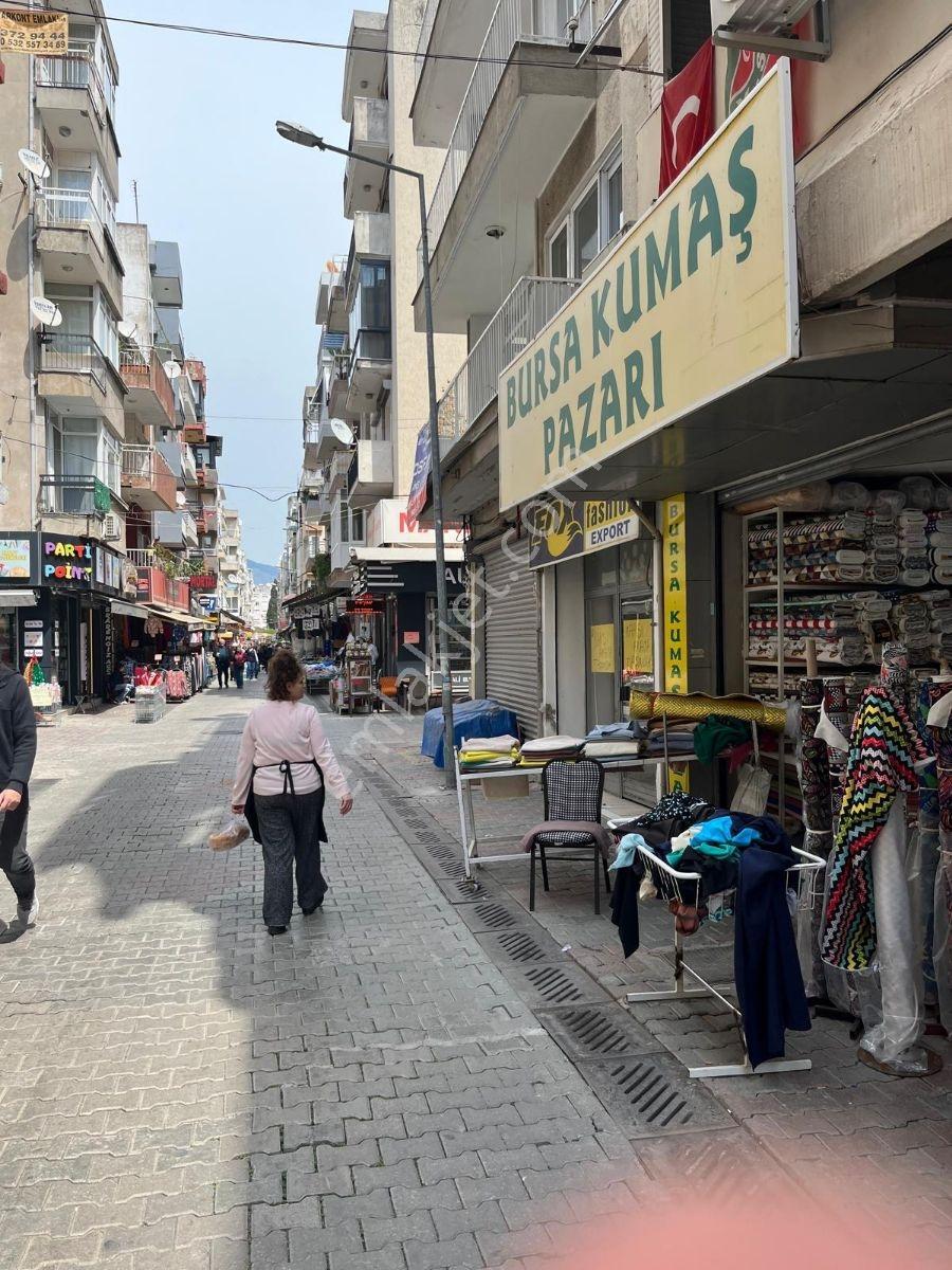 Karşıyaka Çarşı Da İşlek Mevkide Kiracılı Satılık Dükkan - Görsel 5