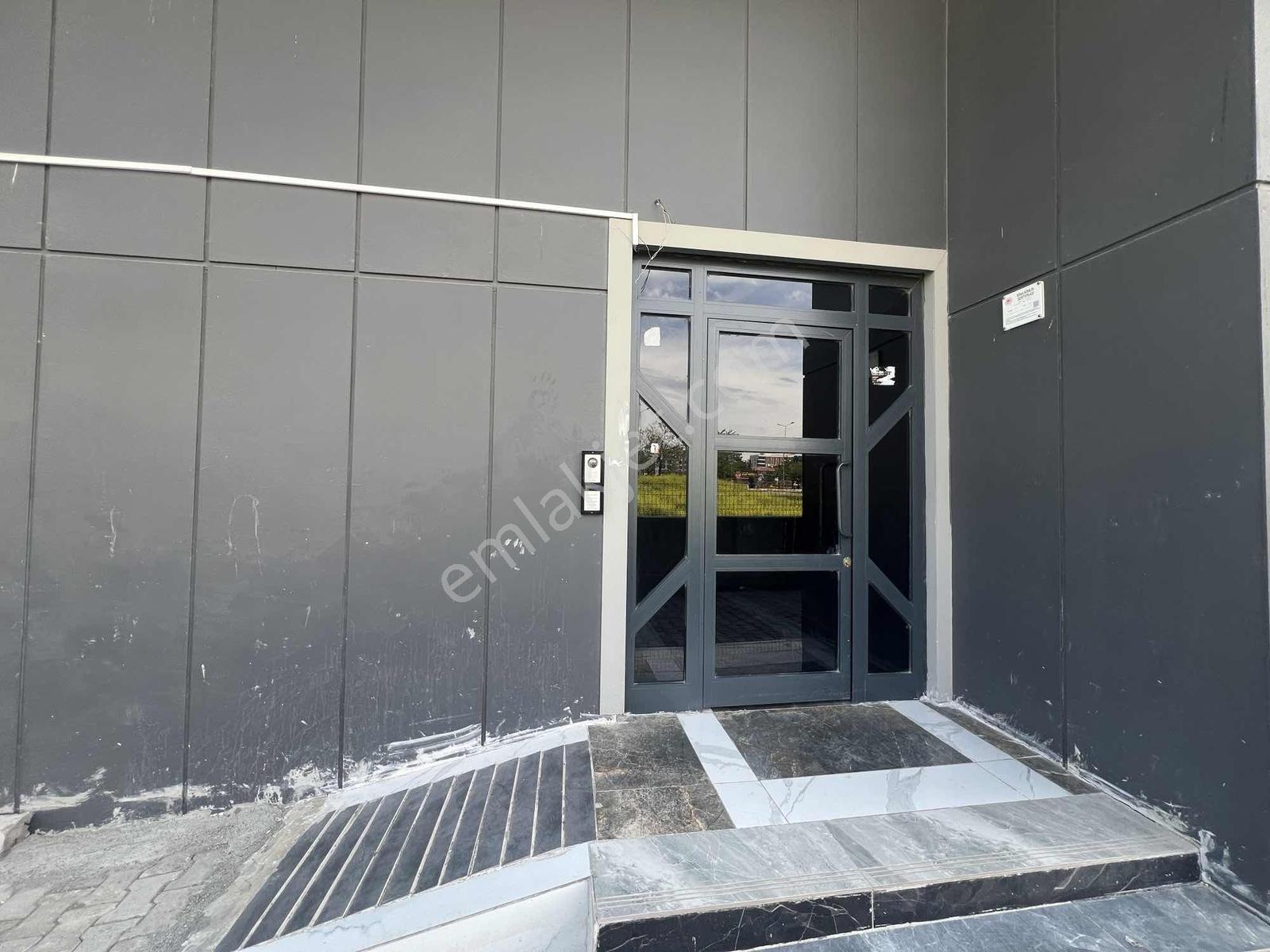 Yeşilloft'tan Satılık 1+1 Eşyalı Kiracılı Daire - Görsel 16