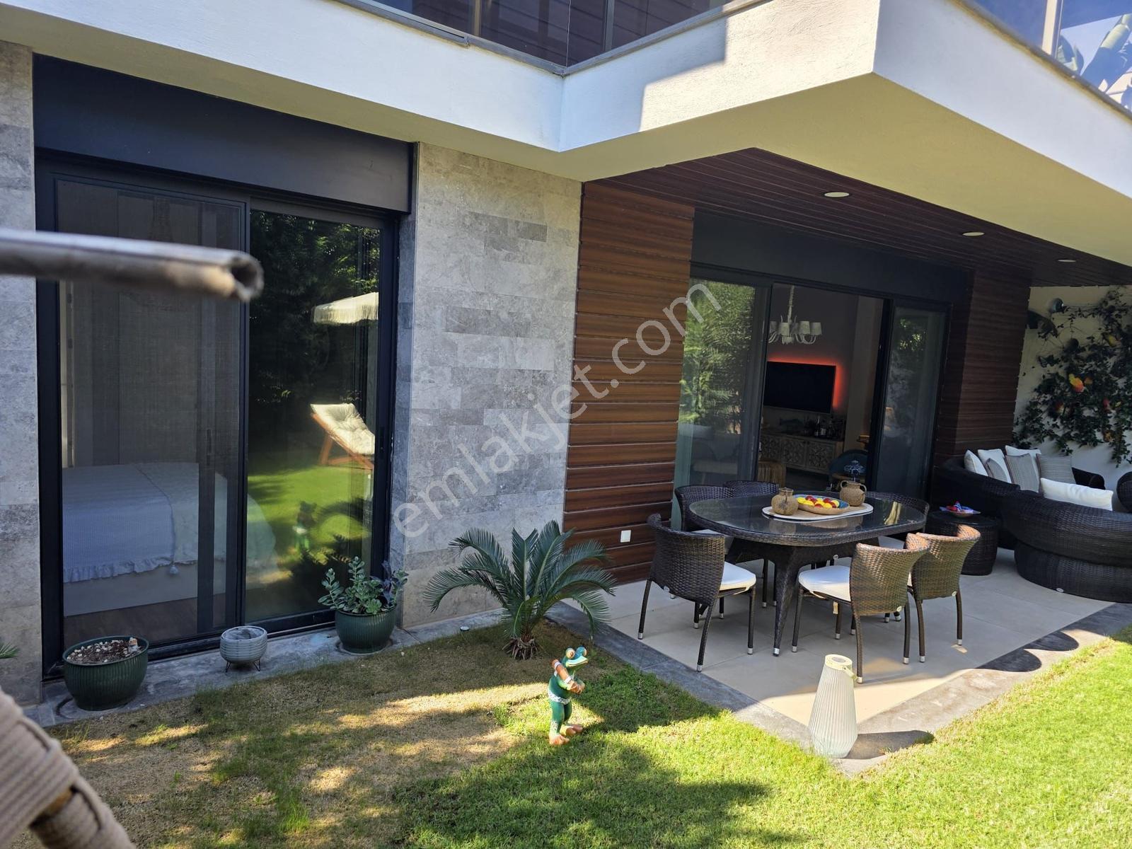 Modern Tasarımlı Doğayla İç İçe Özel Yaşam - Görsel 19