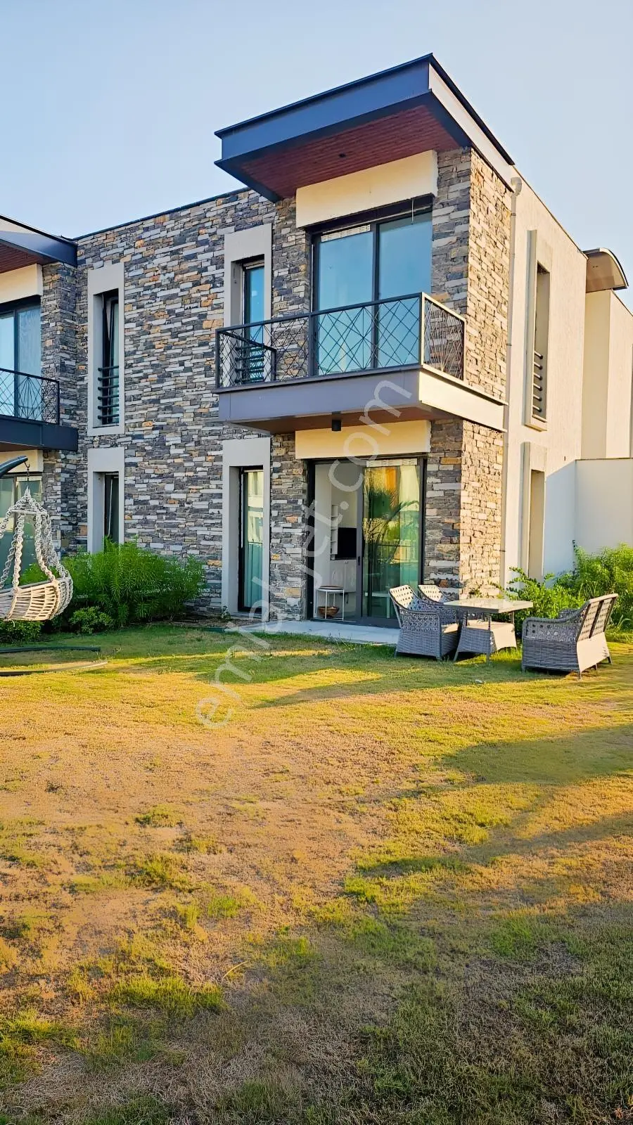 Bodrum Gümüşük'te Havuz&özel Plaj& 2 Bağımsız Daire&geniş Bahçe