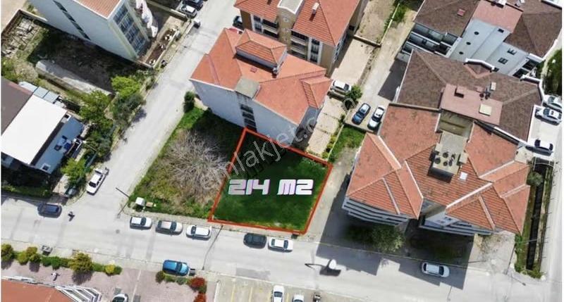 Balıkesir Altıeylül Bahçelievler Mah. Satılık 214 M² Arsa - Görsel 3
