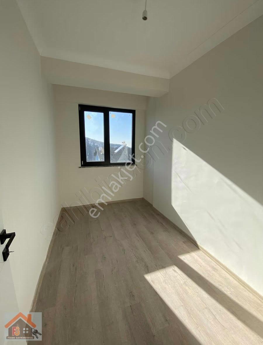 Yalova Tavşanlı Merkezde Kiralık 2+1 Deniz Manz. Lüks Daire - Görsel 15