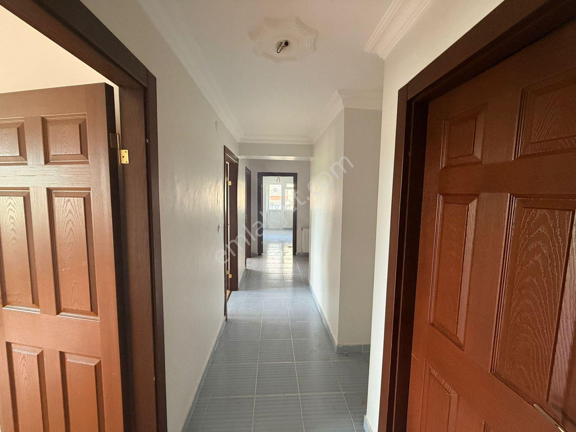 Bağlum-pursaklar Yolu Üzeri / Site İçi /krediye Uygun/masrafsız Cadde Üstü Satılık Geniş 3+1 Daire - Görsel 19