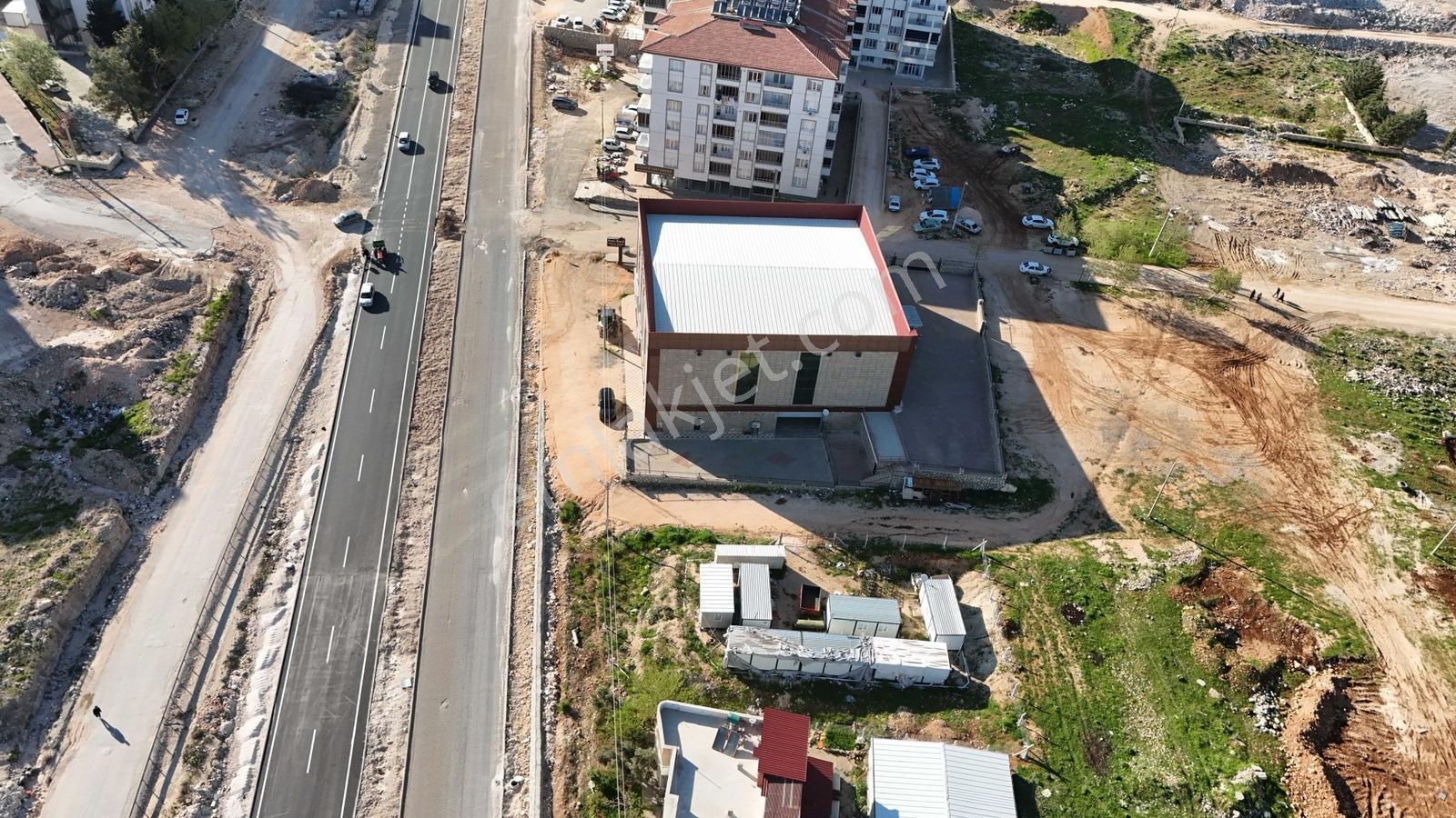 Hakev'den Pınarbaşı Mahallesinde Ana Yola Yakın Satılık Arsa - Görsel 4
