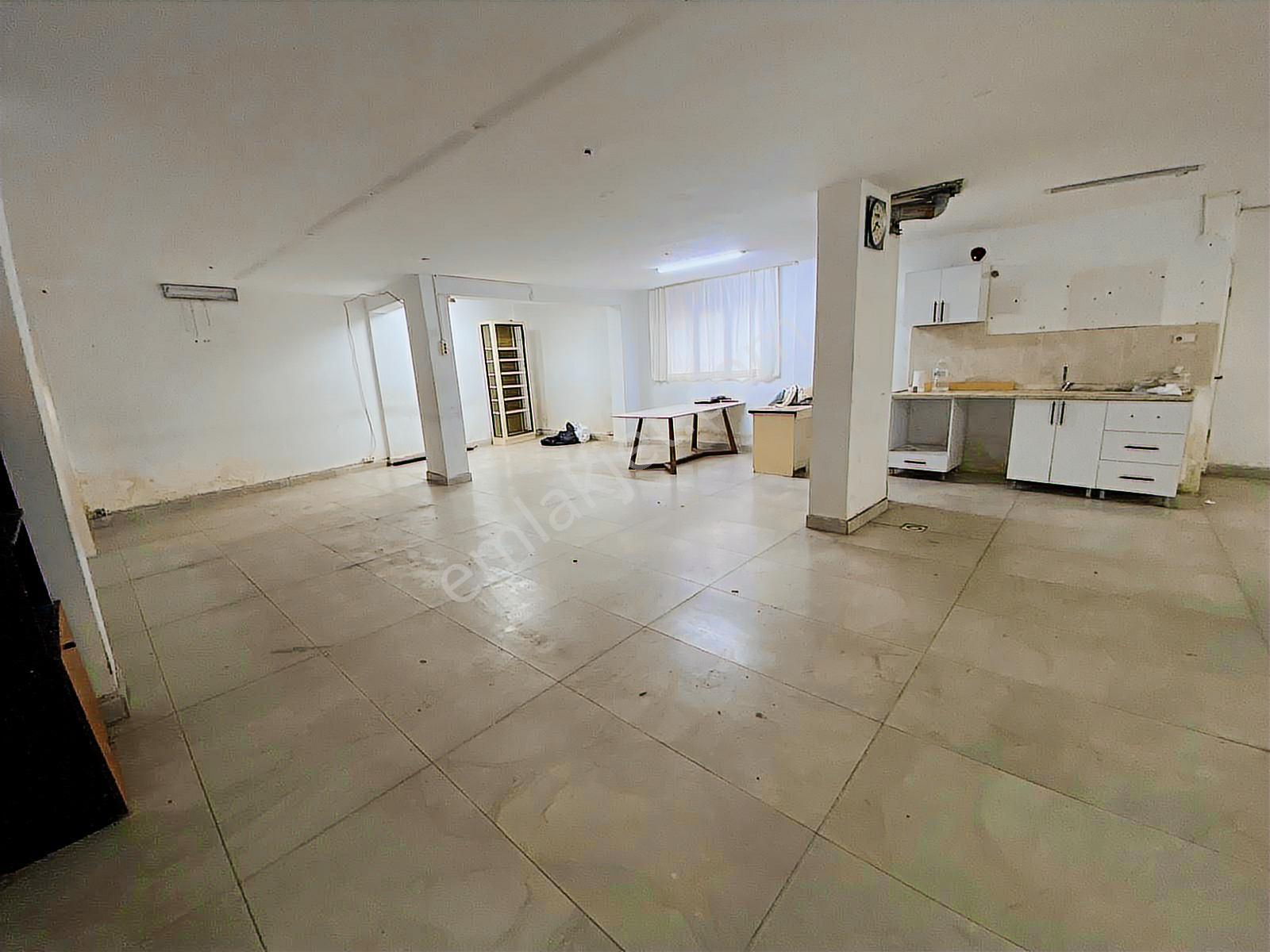 Muğla Emlaktan Keçeyolunda 210m Lavabolu Mutfaklı Dükkan İşyeri - Görsel 2