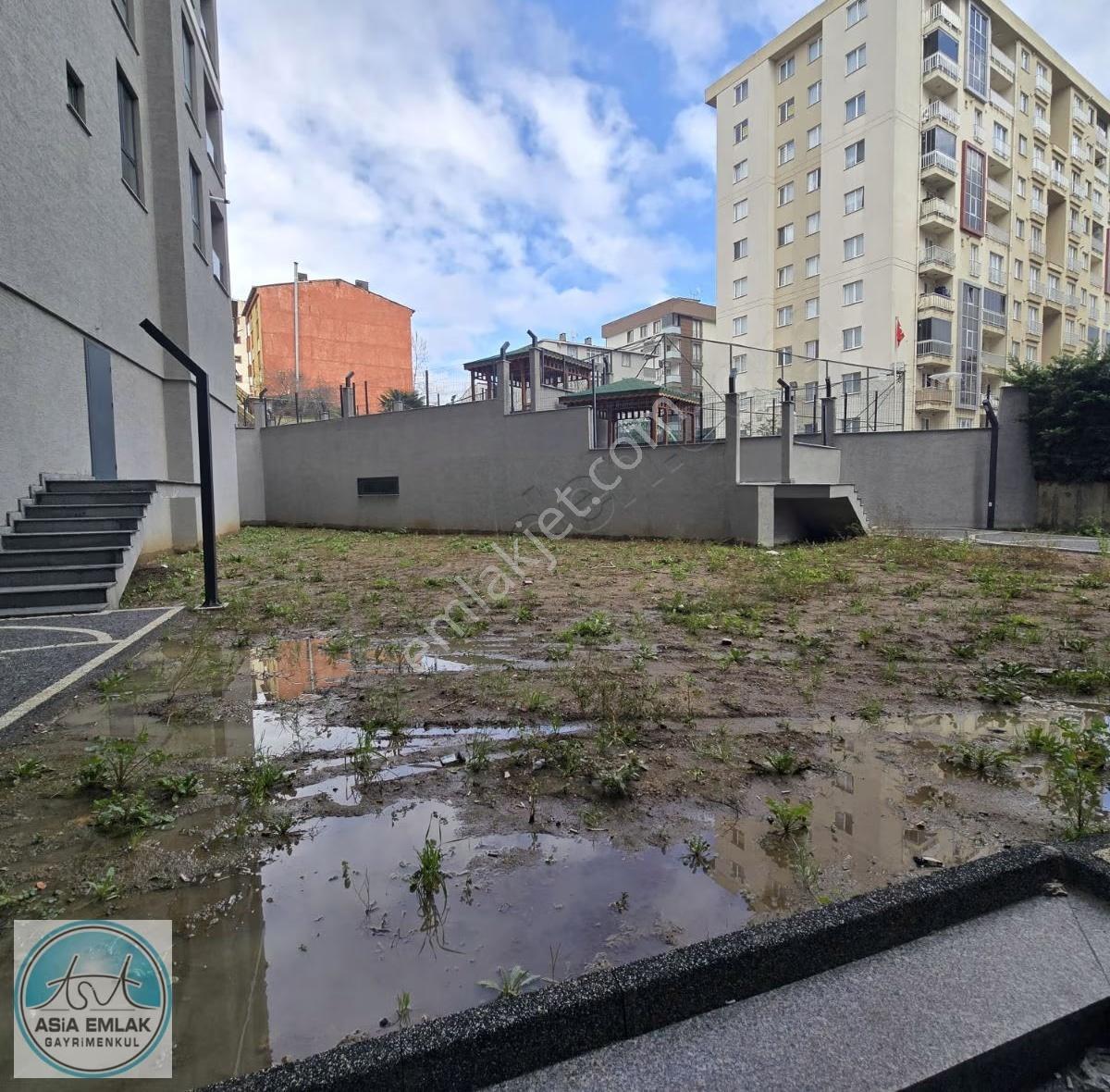 Asia'dan Metroya Yakın Merkezi Konumda Kiralık 1+1 Daire - Görsel 27