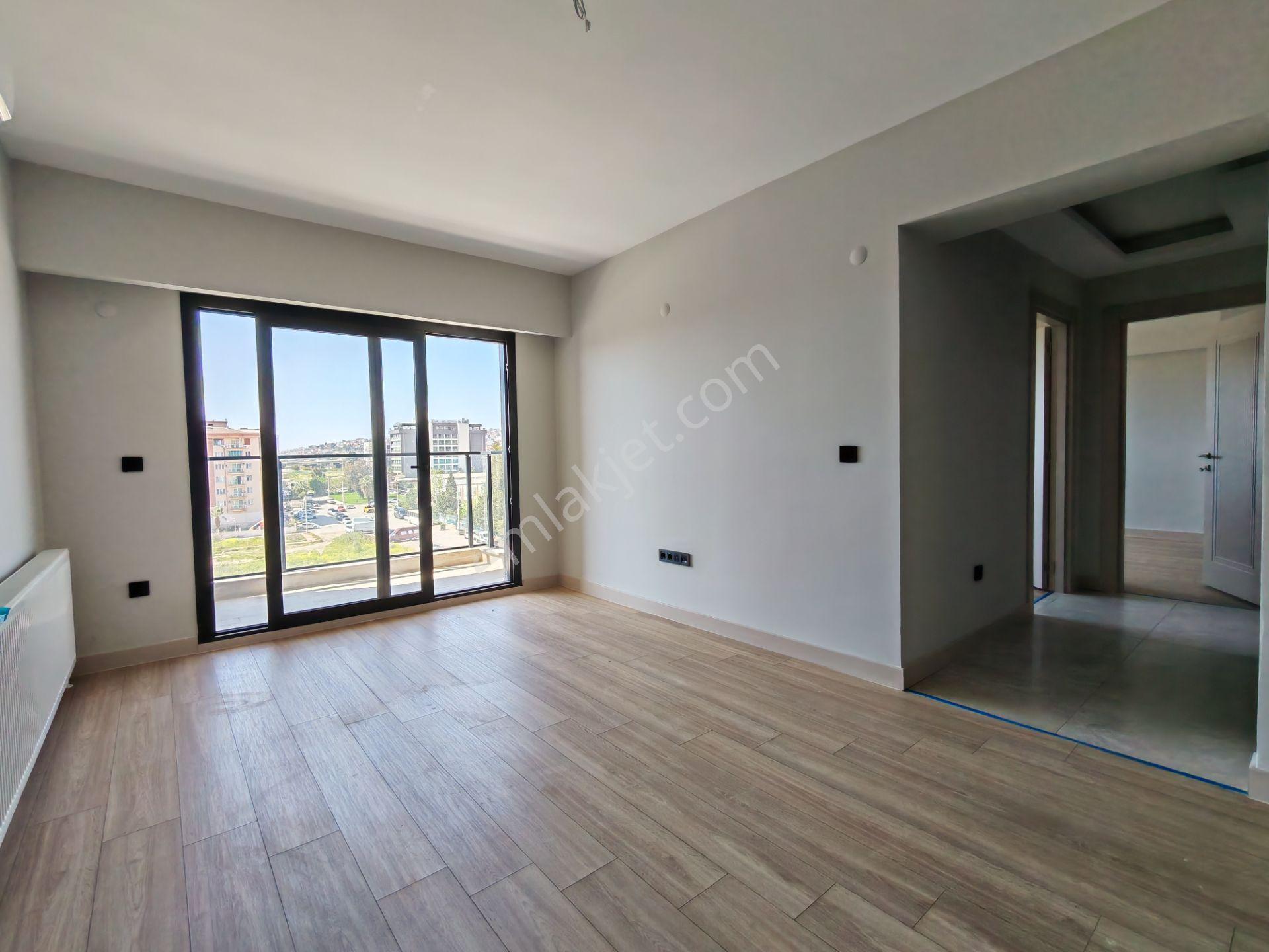 North Mavişehirde Havuz Cepheli Modern 2+1 Kiralık Daire - Görsel 10